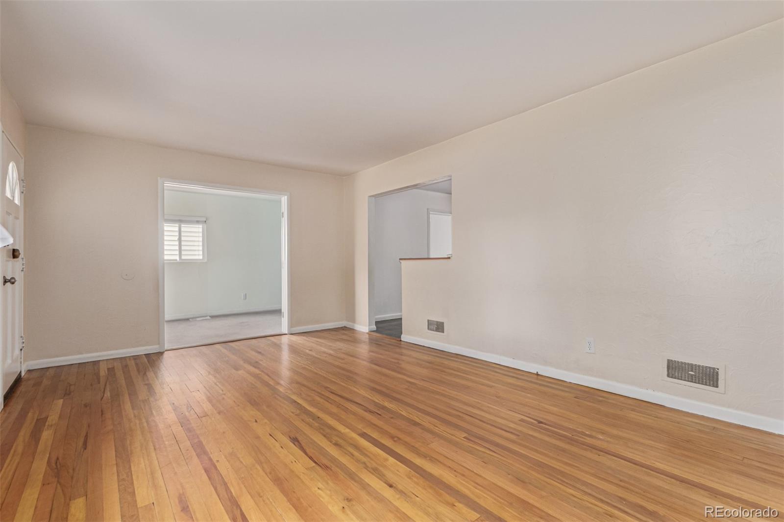 MLS Image #11 for 1224  jamaica street,aurora, Colorado