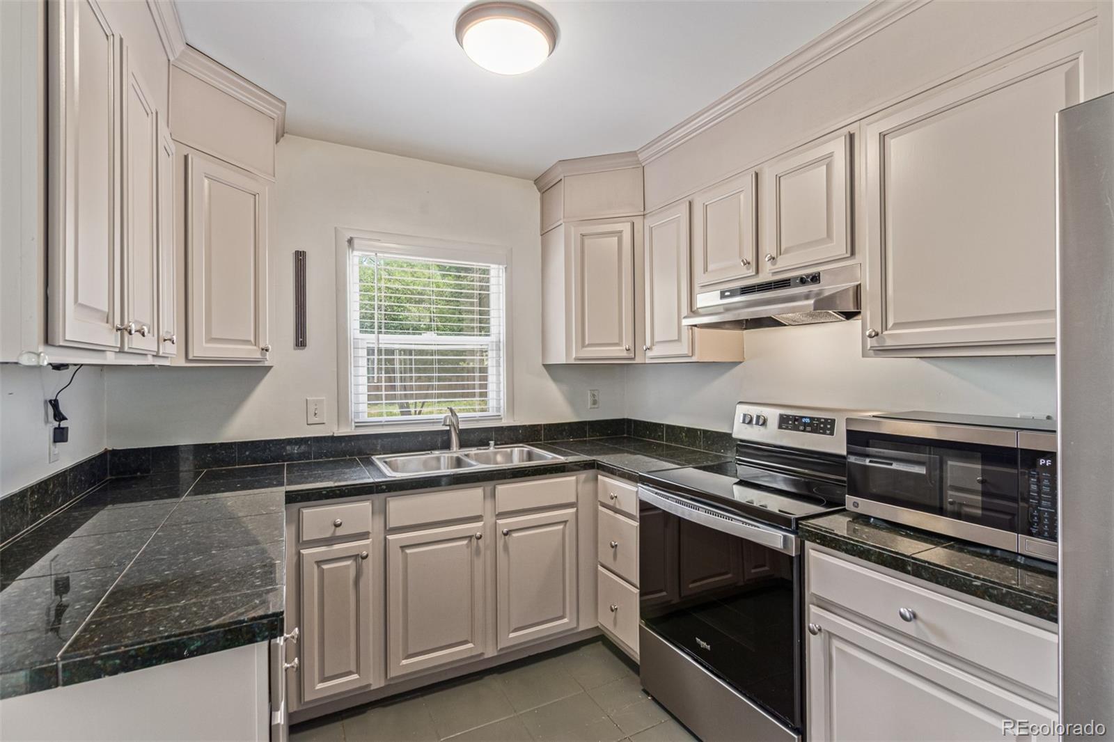MLS Image #16 for 1224  jamaica street,aurora, Colorado