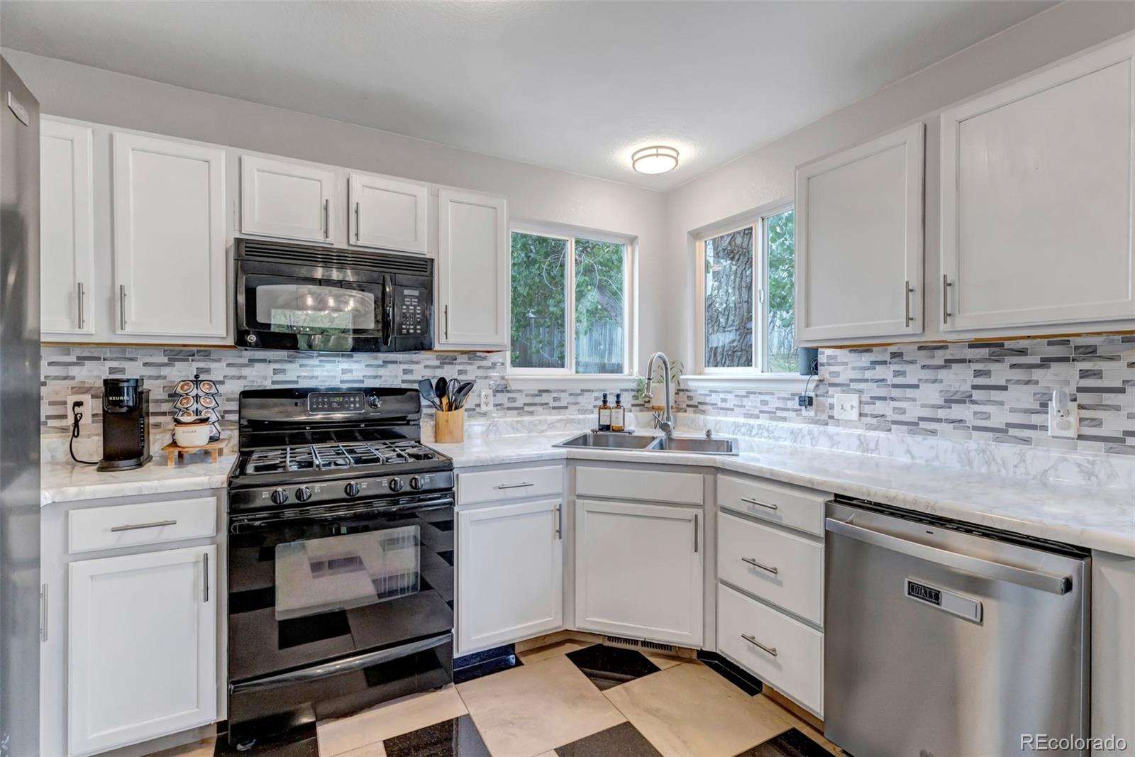 MLS Image #13 for 1472 e 96th drive,thornton, Colorado