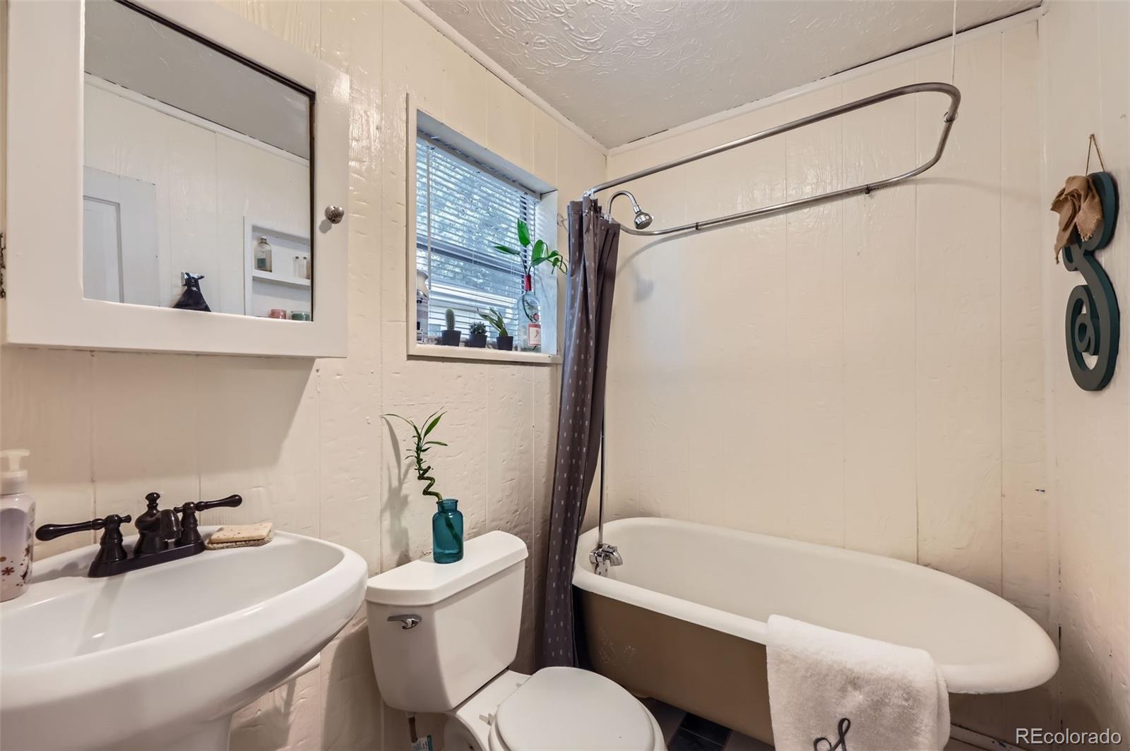 MLS Image #9 for 2008 w cucharras street,colorado springs, Colorado
