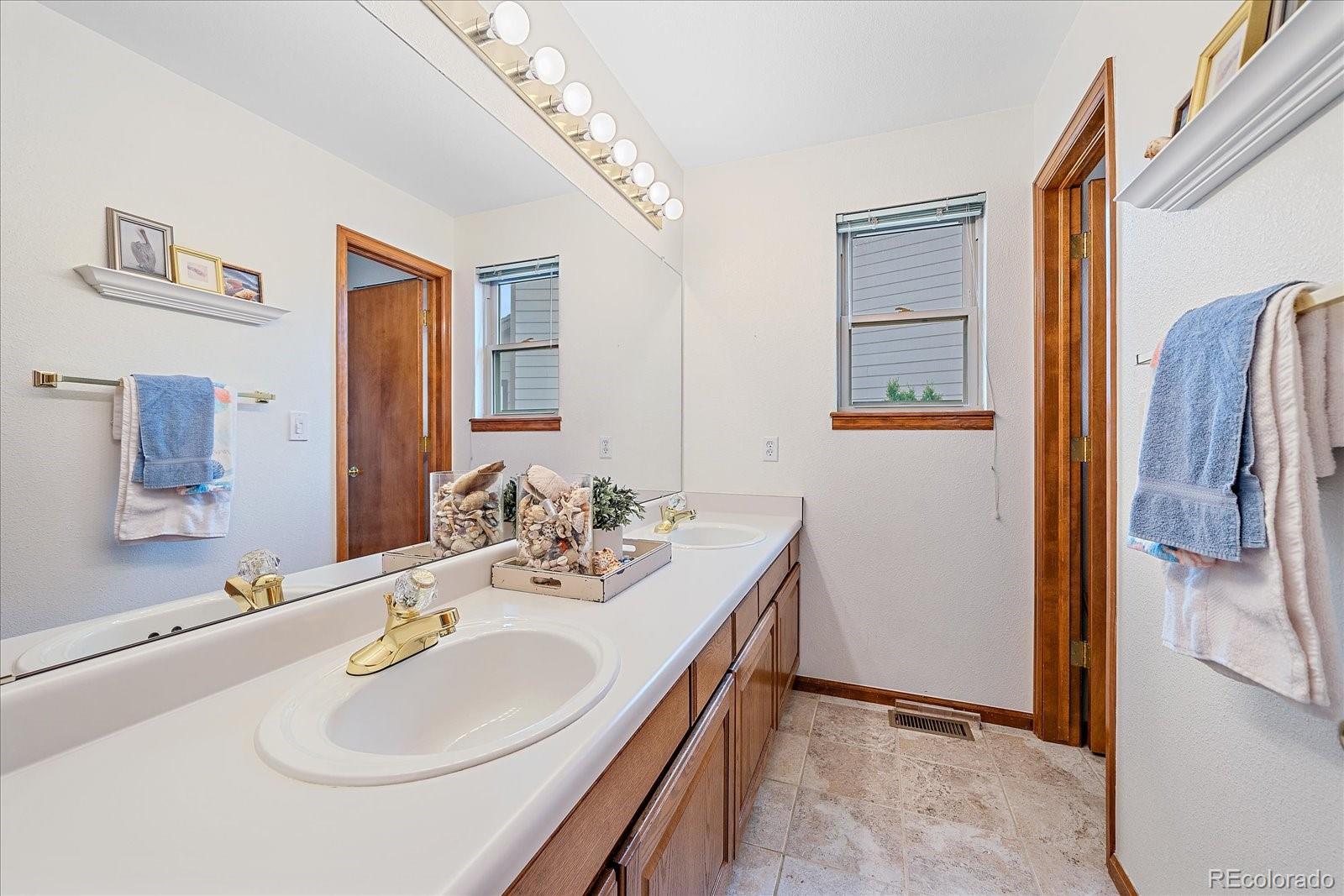 MLS Image #27 for 9875  spring hill street,highlands ranch, Colorado