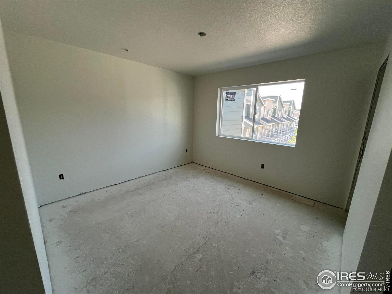 MLS Image #7 for 3804  pinnacles court,evans, Colorado