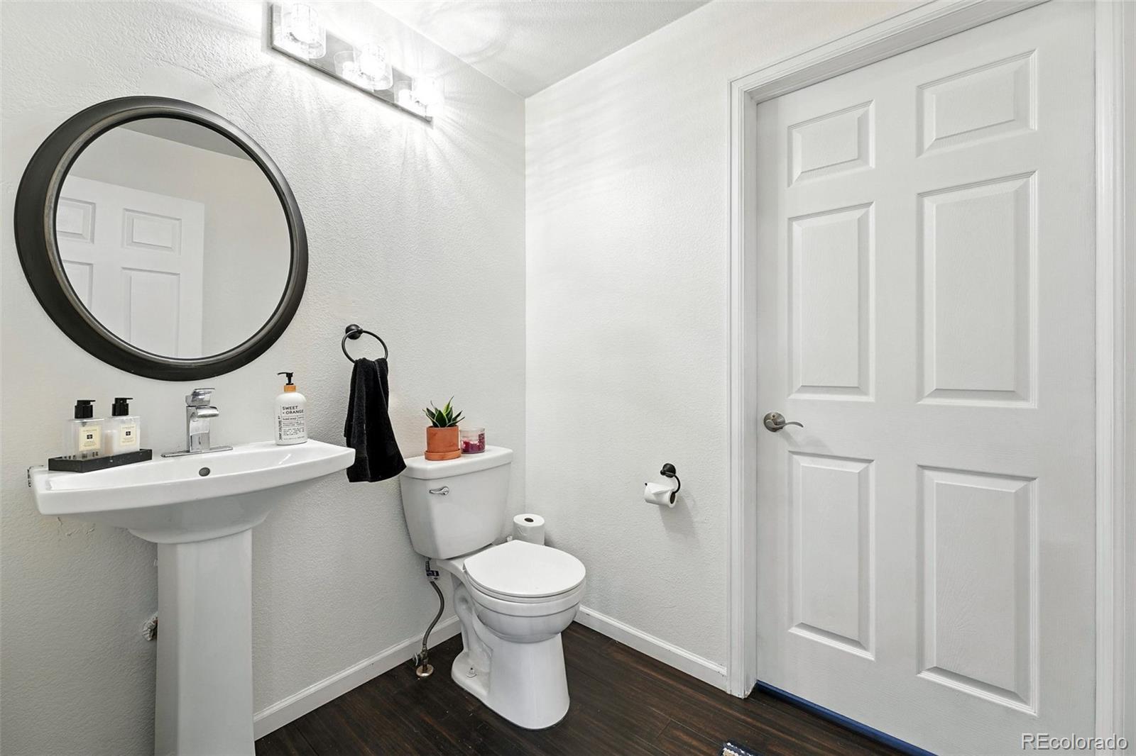 MLS Image #13 for 64 s ulster street,denver, Colorado