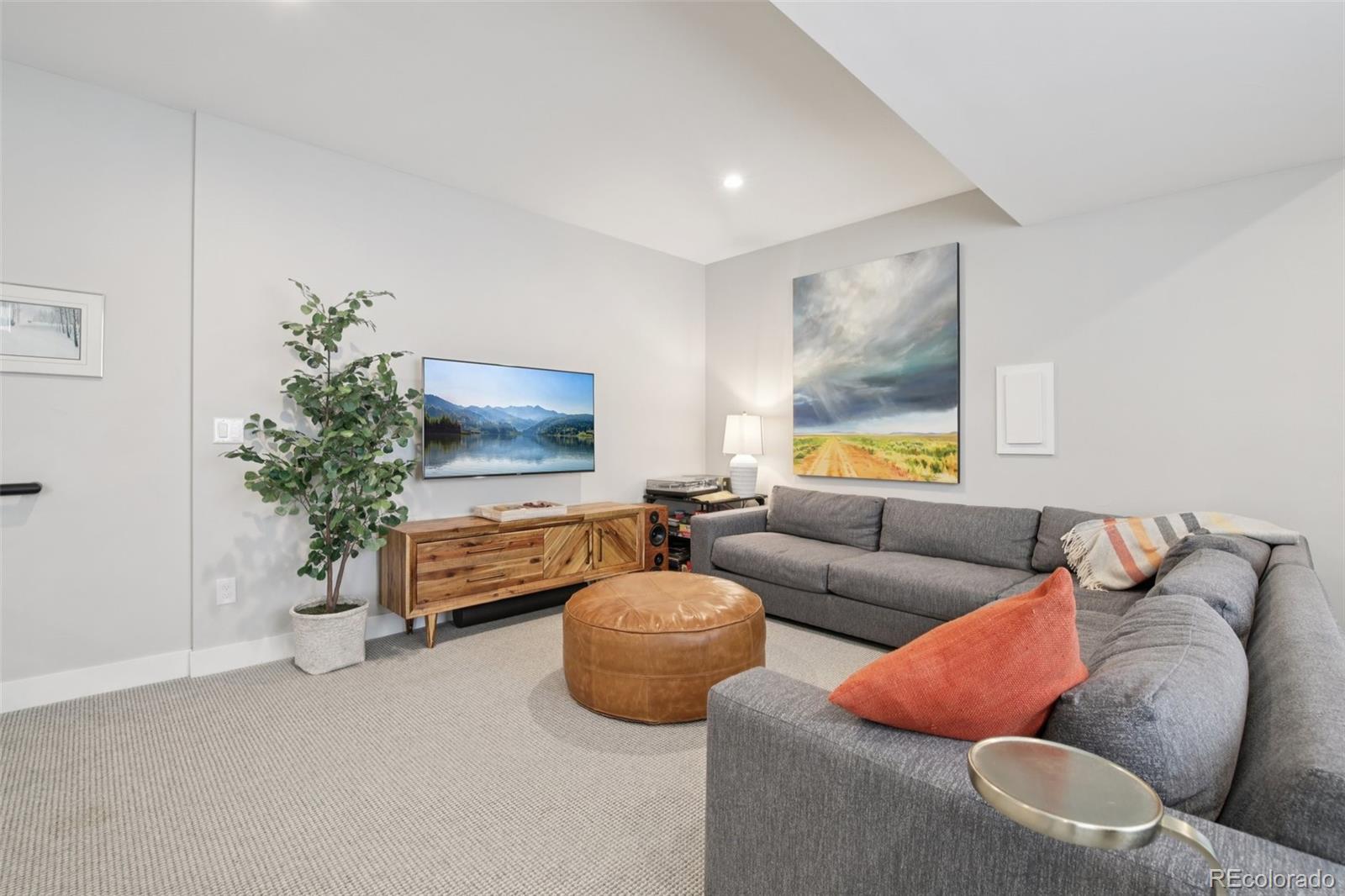 MLS Image #13 for 4453 n raleigh street,denver, Colorado