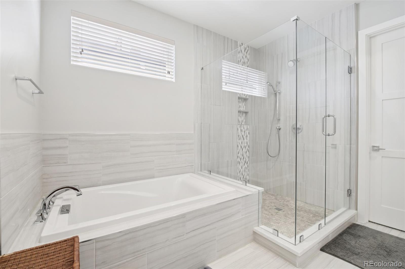 MLS Image #24 for 4453 n raleigh street,denver, Colorado