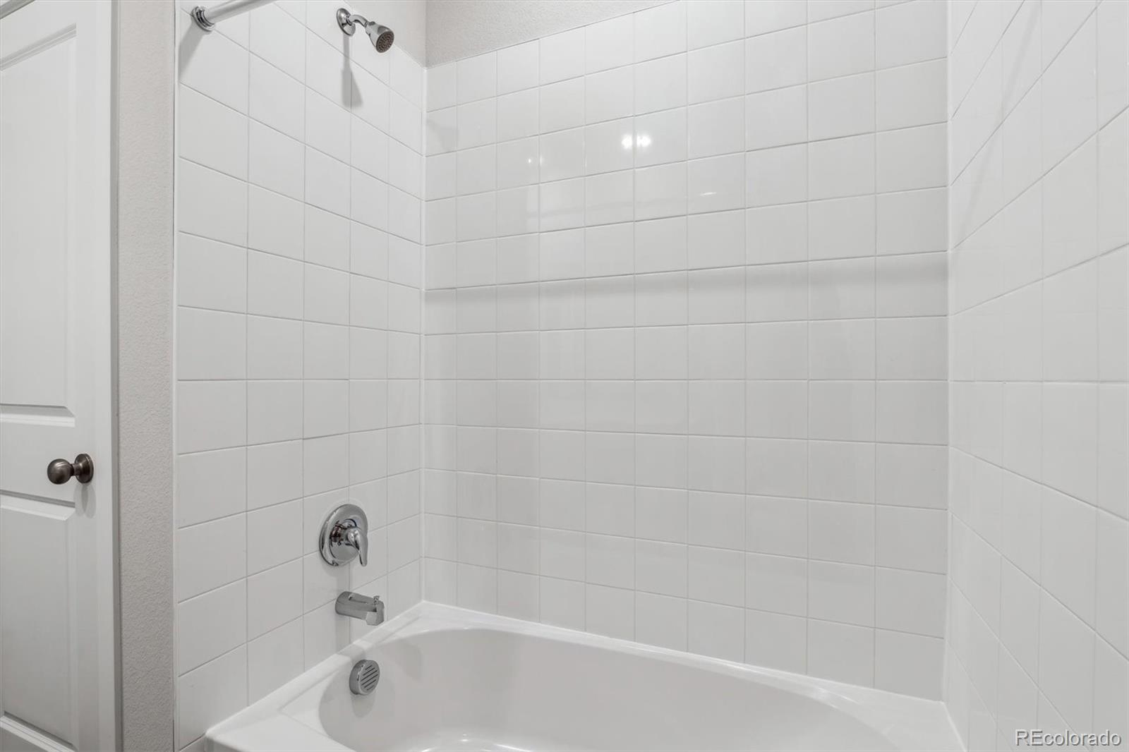 MLS Image #10 for 14424  heritage drive,mead, Colorado