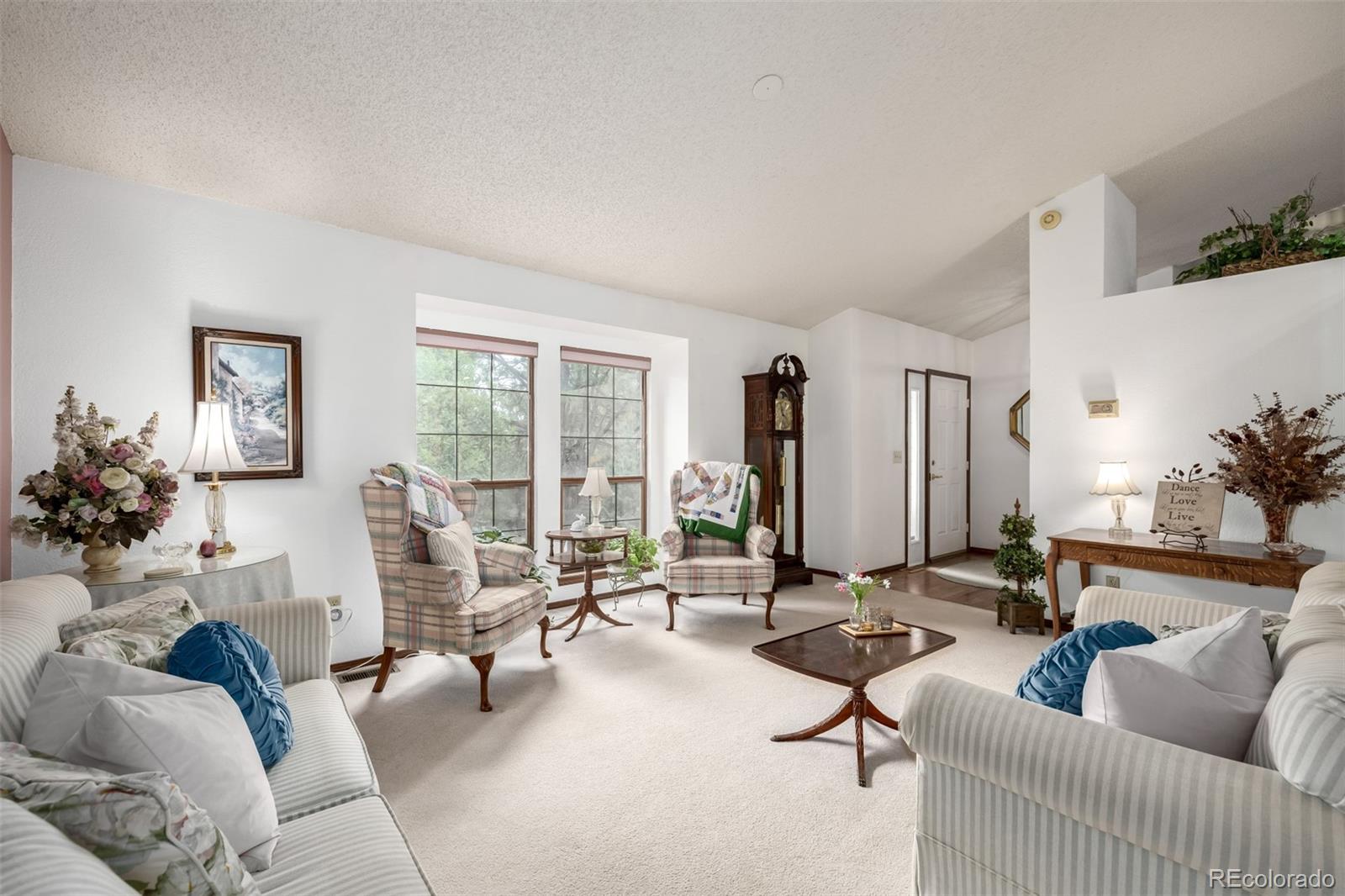 MLS Image #3 for 5328  cliff point circle,colorado springs, Colorado