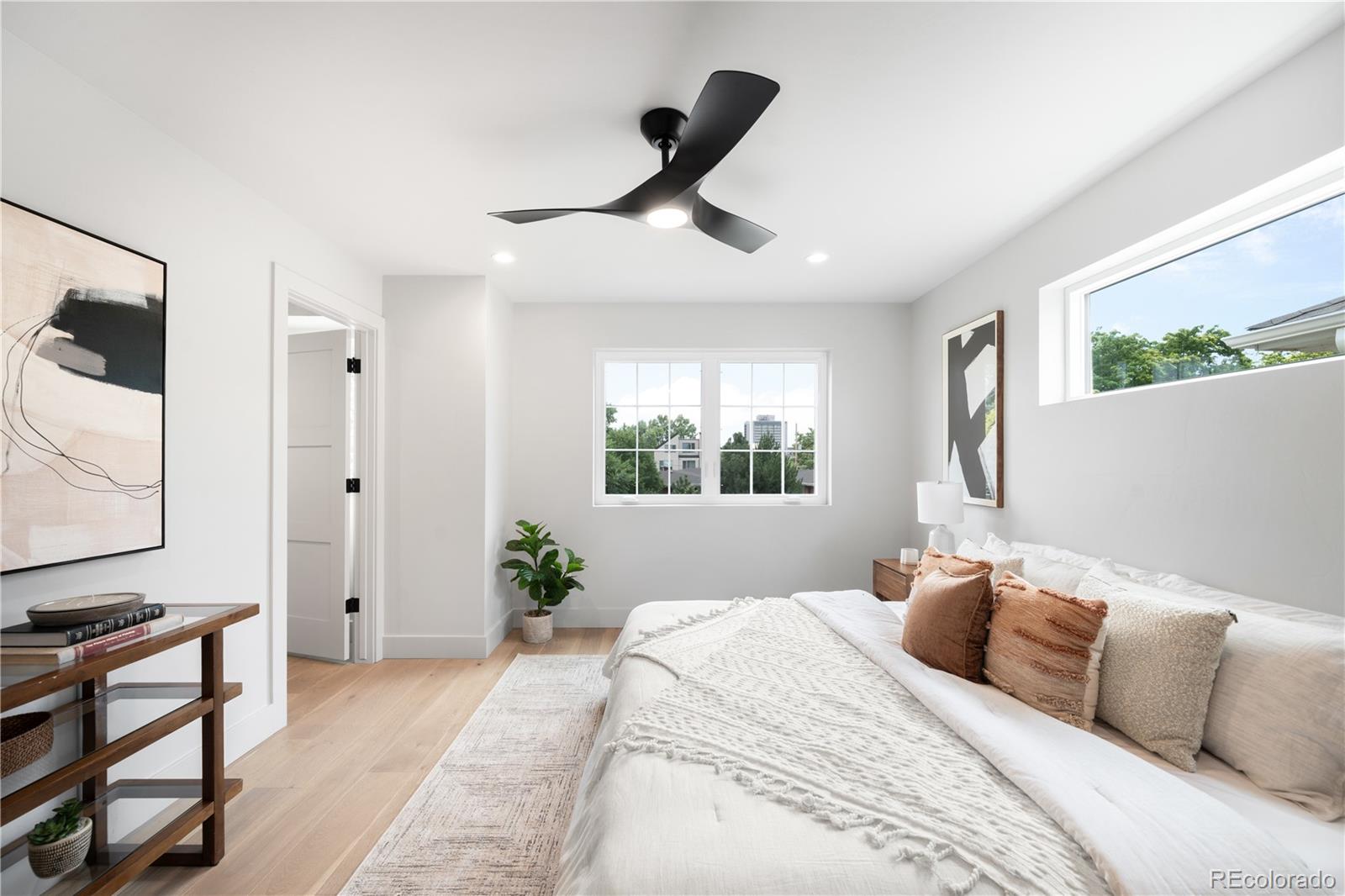 MLS Image #14 for 1569  vrain street,denver, Colorado