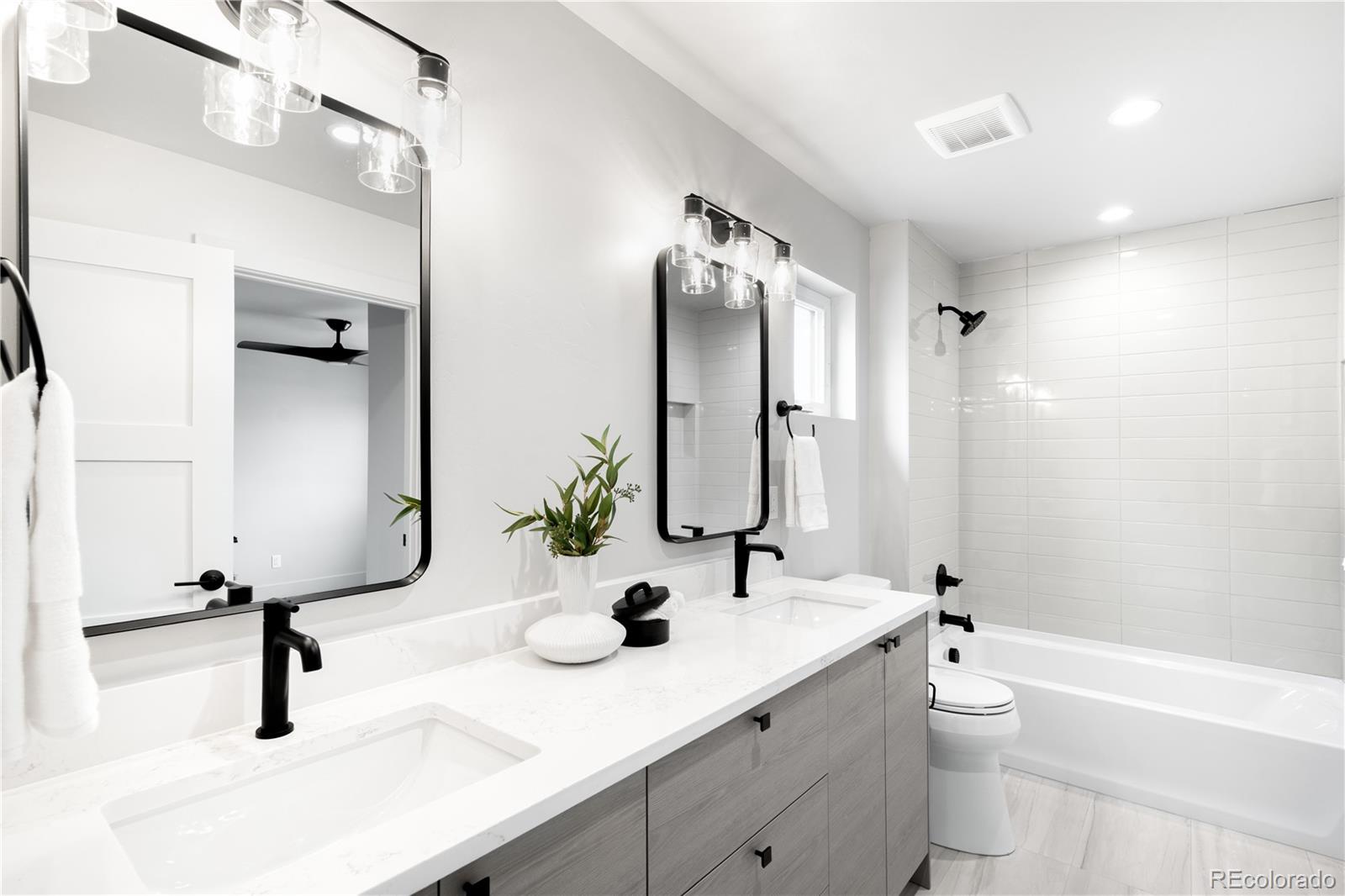 MLS Image #23 for 1569  vrain street,denver, Colorado