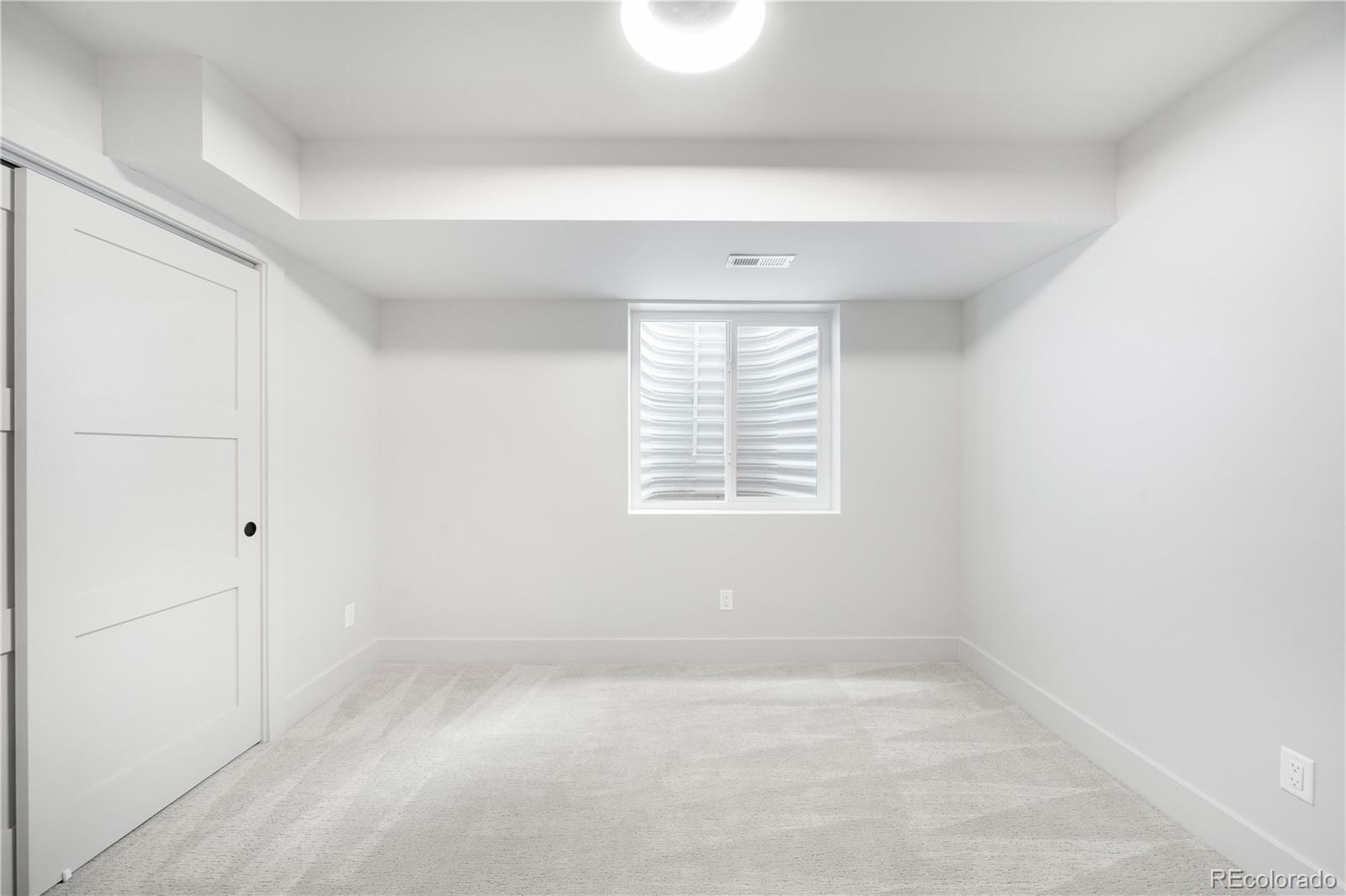 MLS Image #30 for 1569  vrain street,denver, Colorado