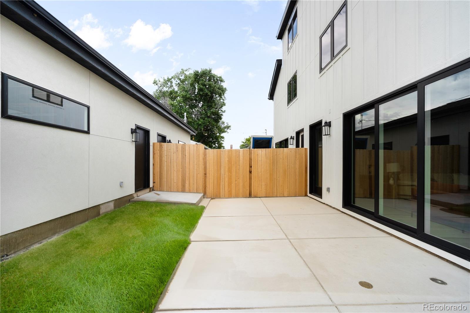 MLS Image #37 for 1569  vrain street,denver, Colorado