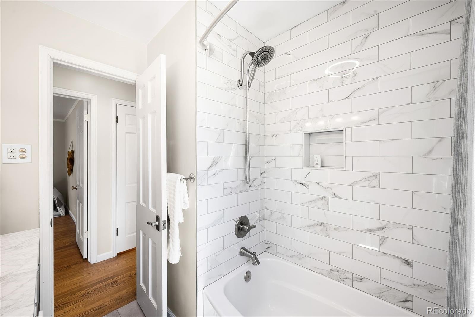 MLS Image #20 for 3300 s ash street,denver, Colorado