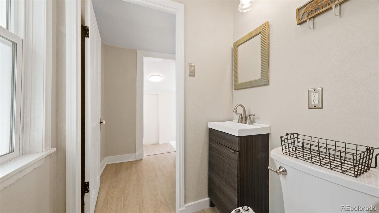 MLS Image #21 for 2209 s bannock street,denver, Colorado