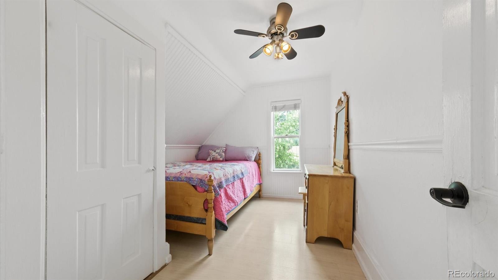 MLS Image #32 for 2209 s bannock street,denver, Colorado