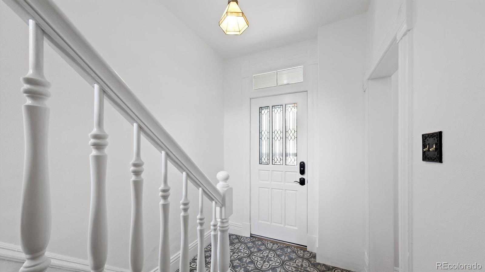 MLS Image #7 for 2209 s bannock street,denver, Colorado