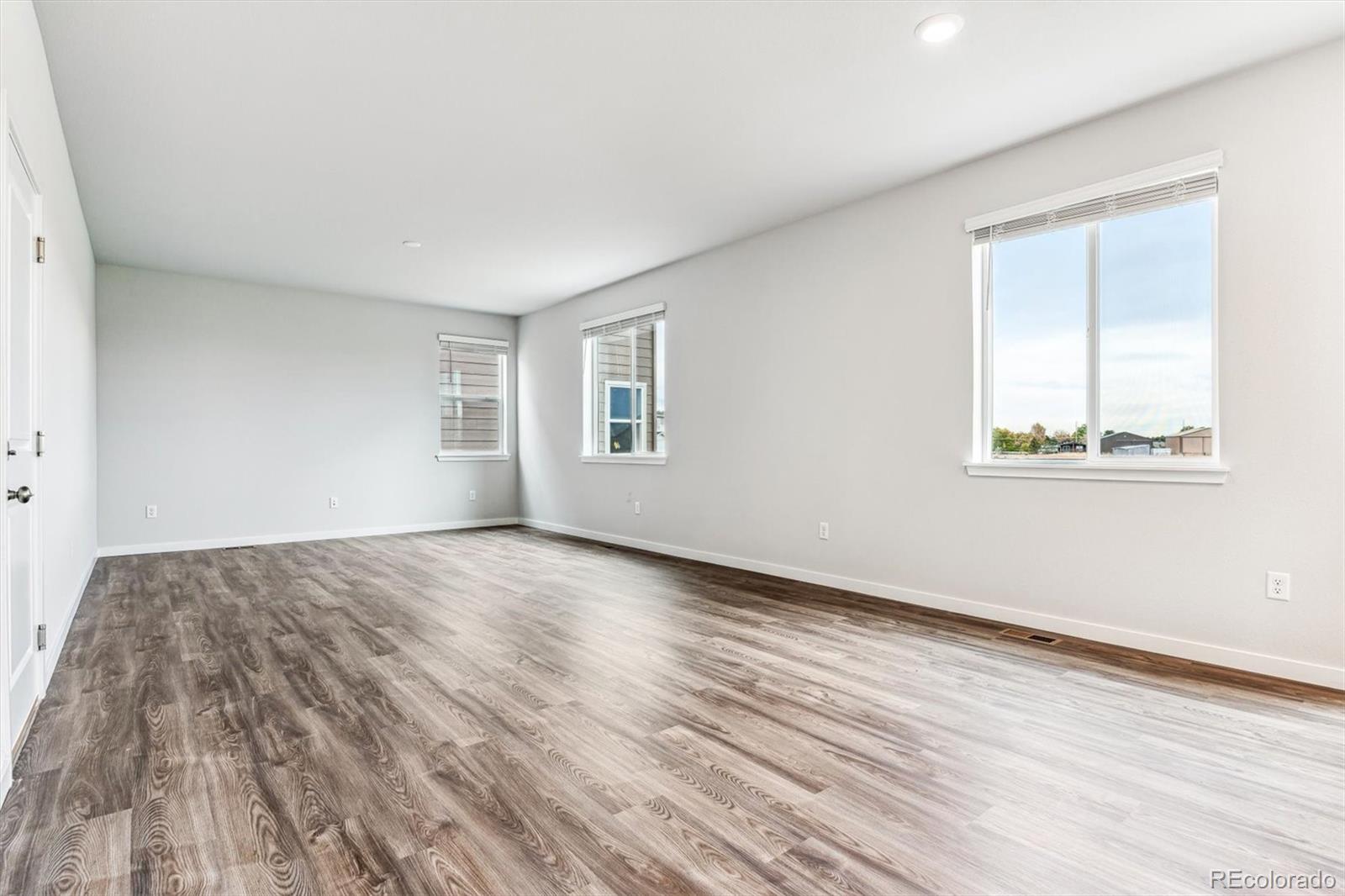 MLS Image #11 for 14440  ranch street,mead, Colorado
