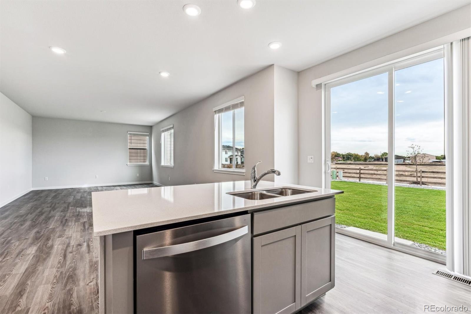 MLS Image #5 for 14440  ranch street,mead, Colorado