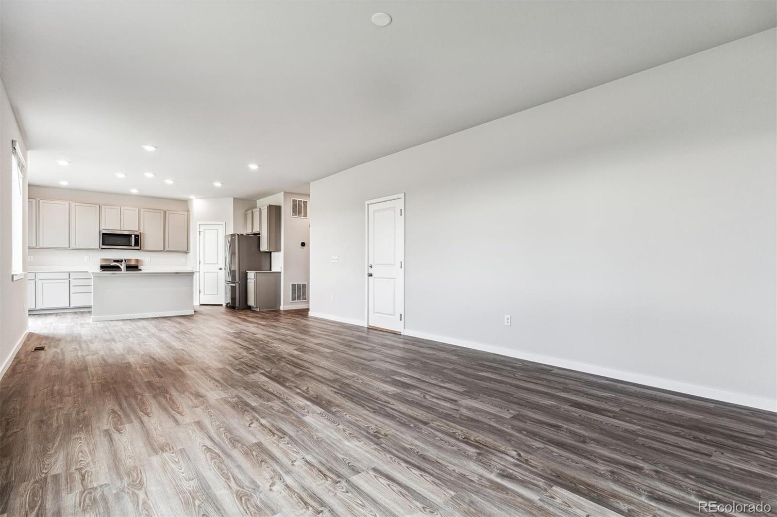 MLS Image #7 for 14440  ranch street,mead, Colorado