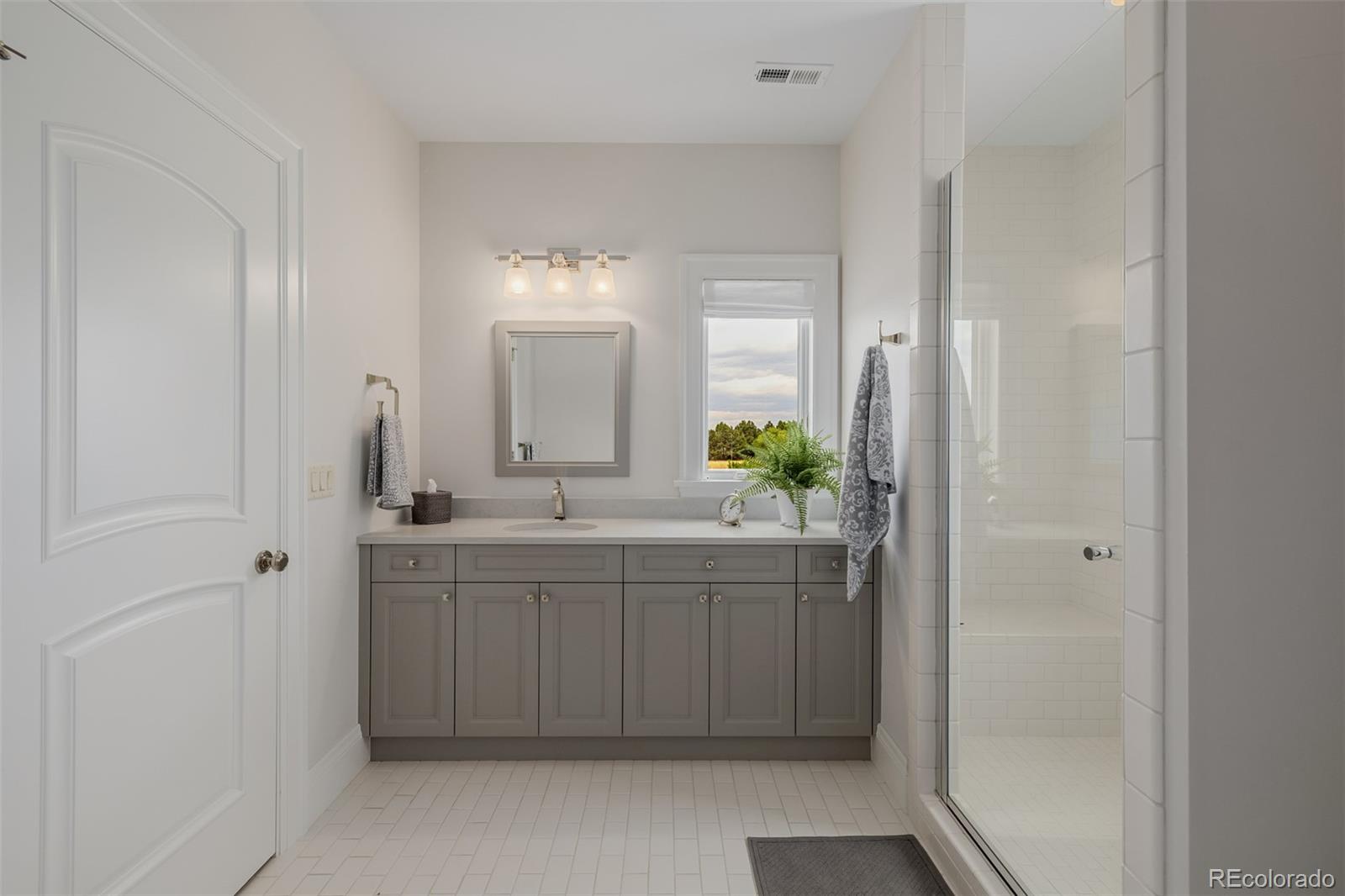 MLS Image #28 for 15075 e pinewood place,centennial, Colorado