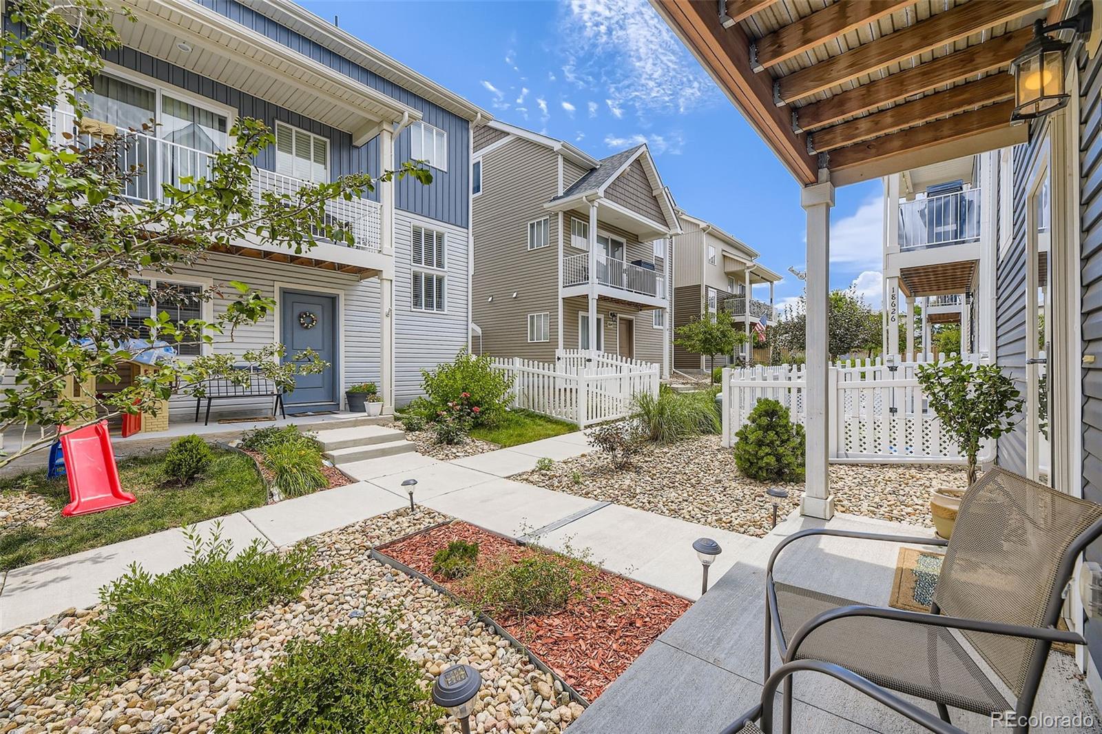 MLS Image #4 for 18620 e 53rd drive,denver, Colorado