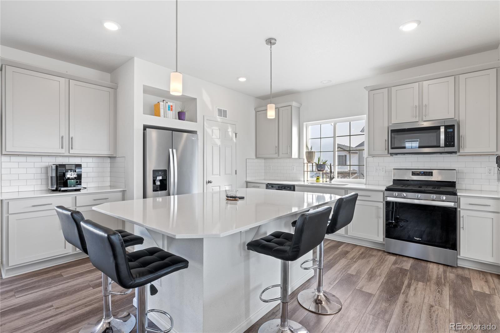MLS Image #5 for 3944 n quatar court,aurora, Colorado