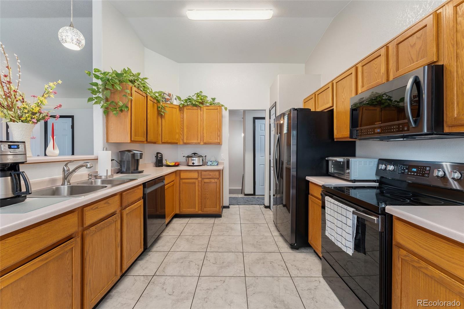 MLS Image #4 for 19564 e ithaca place,aurora, Colorado