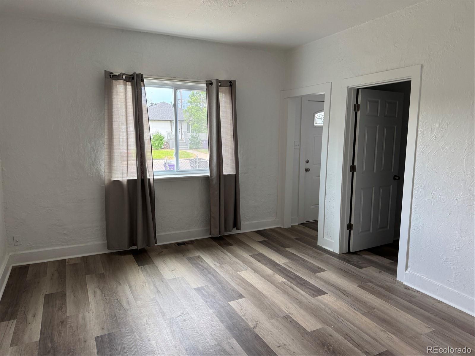MLS Image #4 for 4807  clayton street,denver, Colorado