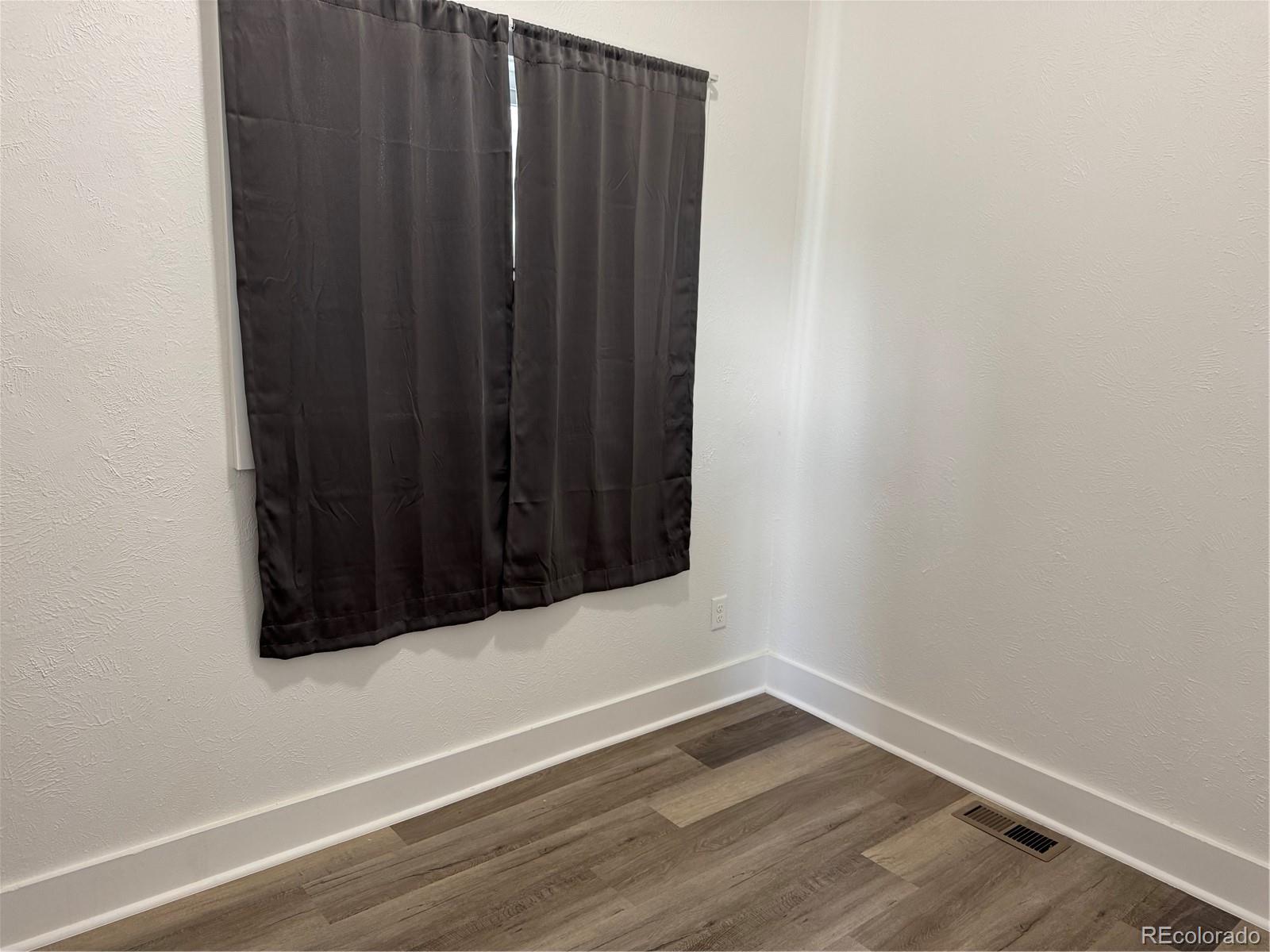 MLS Image #5 for 4807  clayton street,denver, Colorado