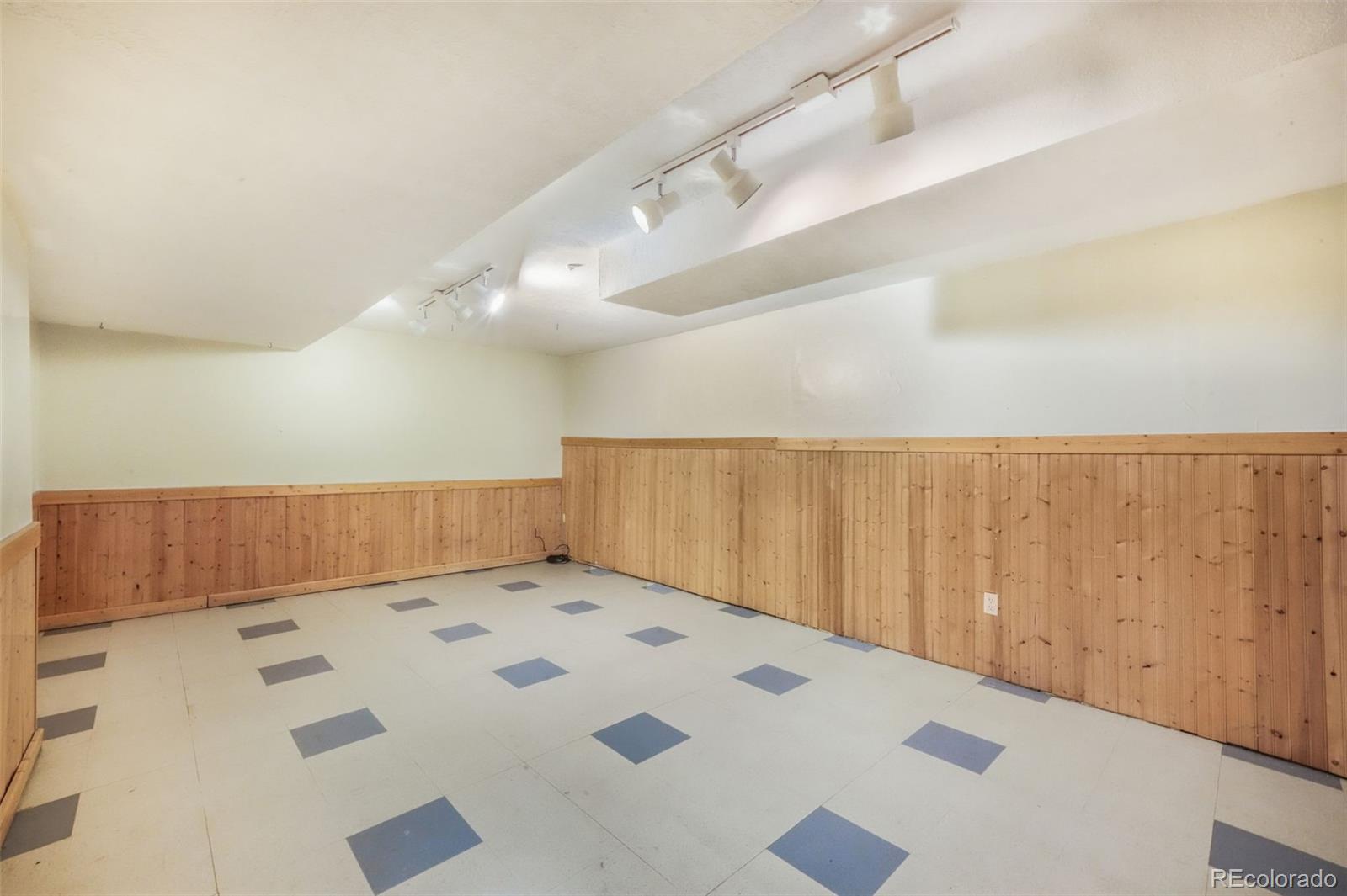 MLS Image #39 for 1422  iowa avenue,colorado springs, Colorado