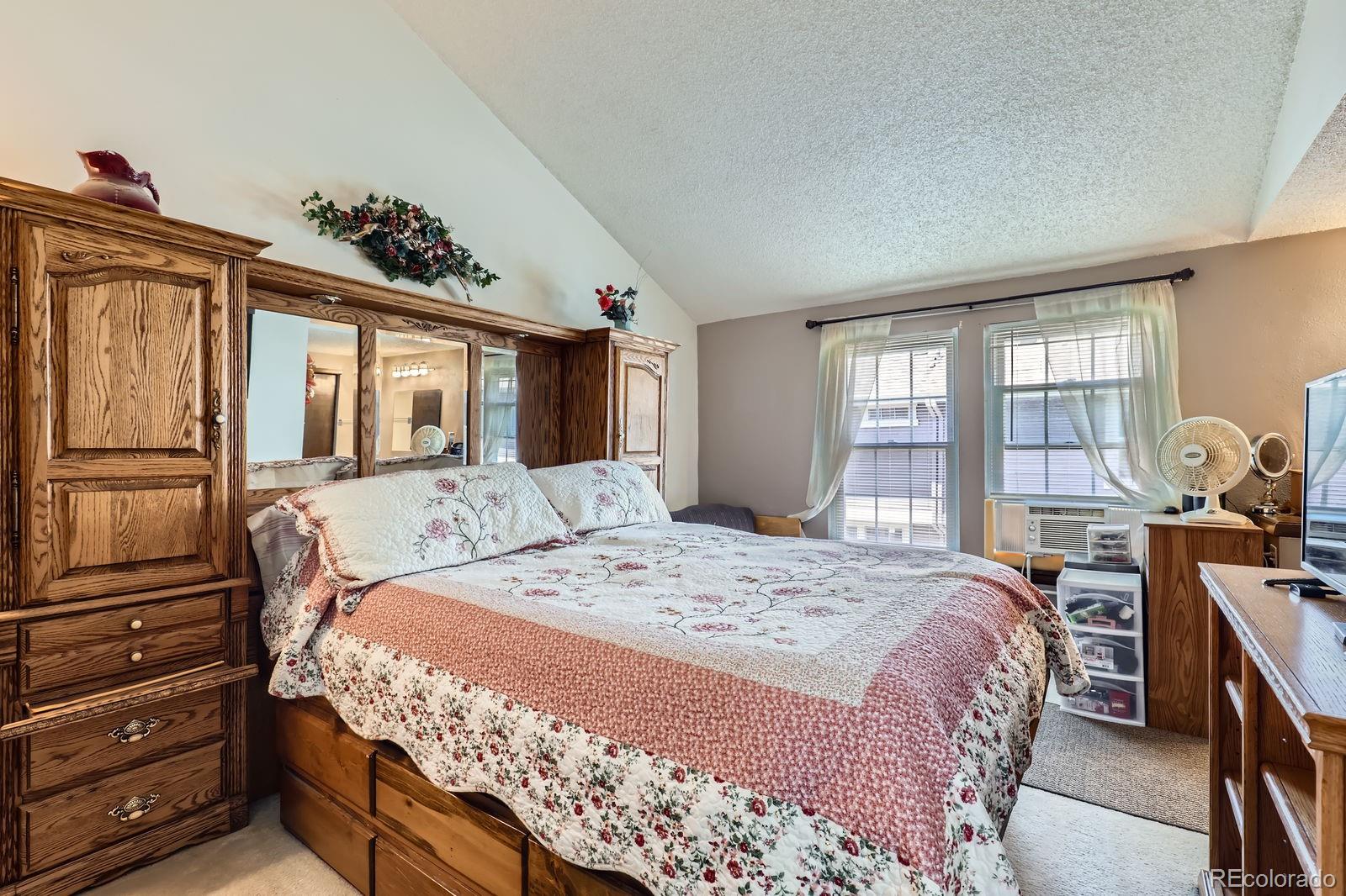 MLS Image #18 for 2072 s helena street,aurora, Colorado