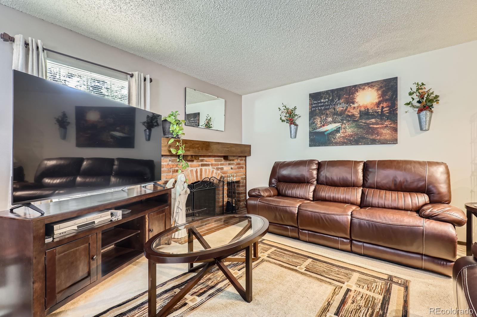 MLS Image #5 for 2072 s helena street,aurora, Colorado