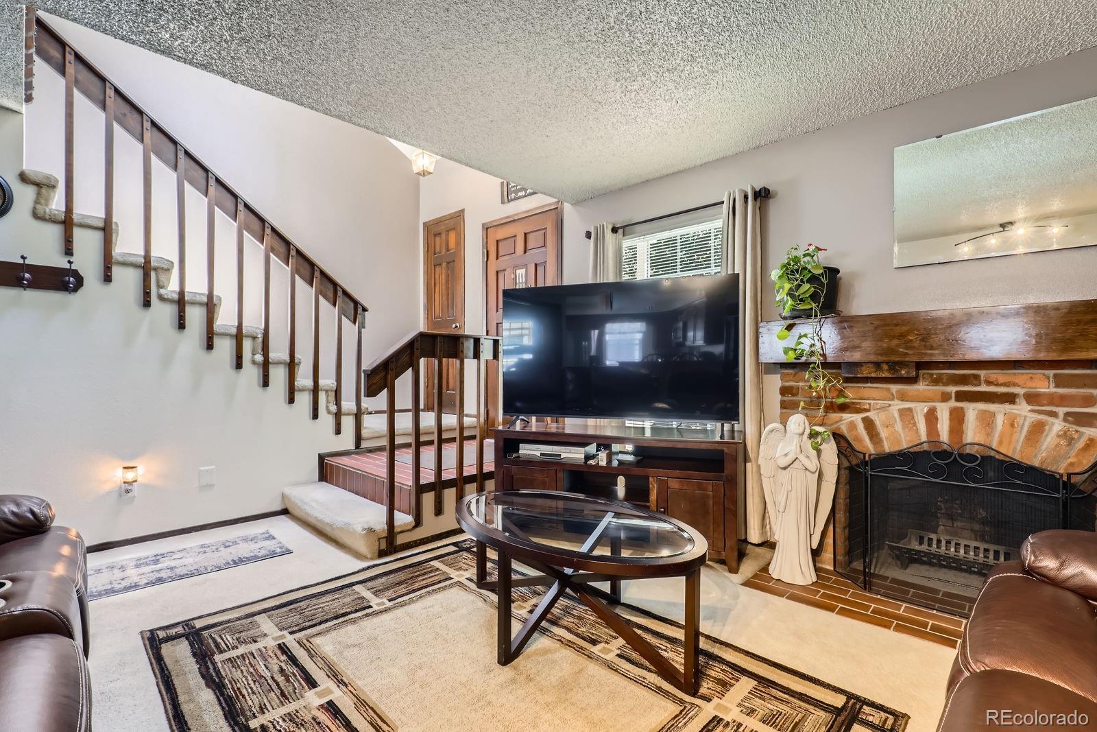 MLS Image #6 for 2072 s helena street,aurora, Colorado