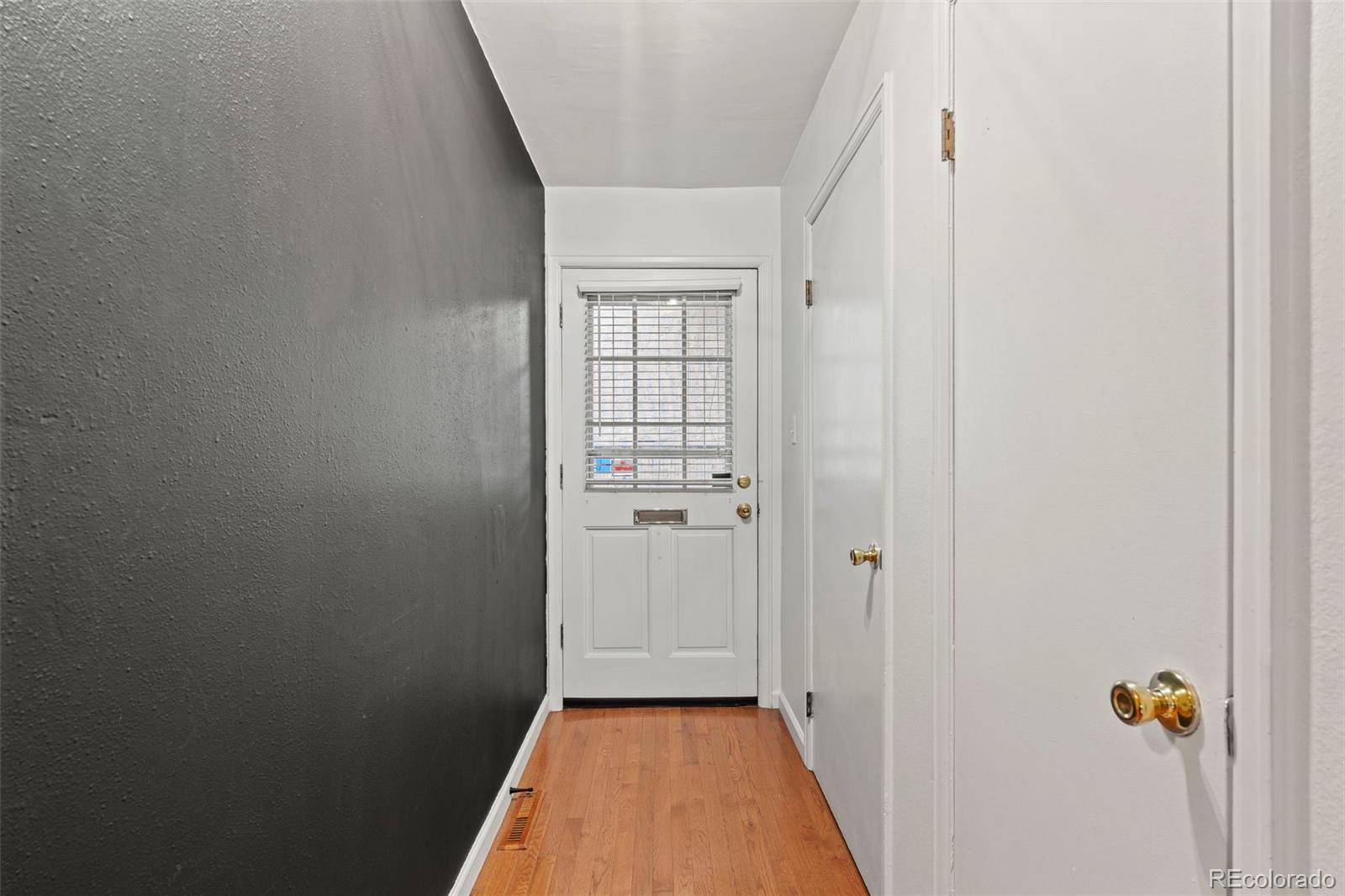 MLS Image #1 for 2301 e fremont avenue,centennial, Colorado