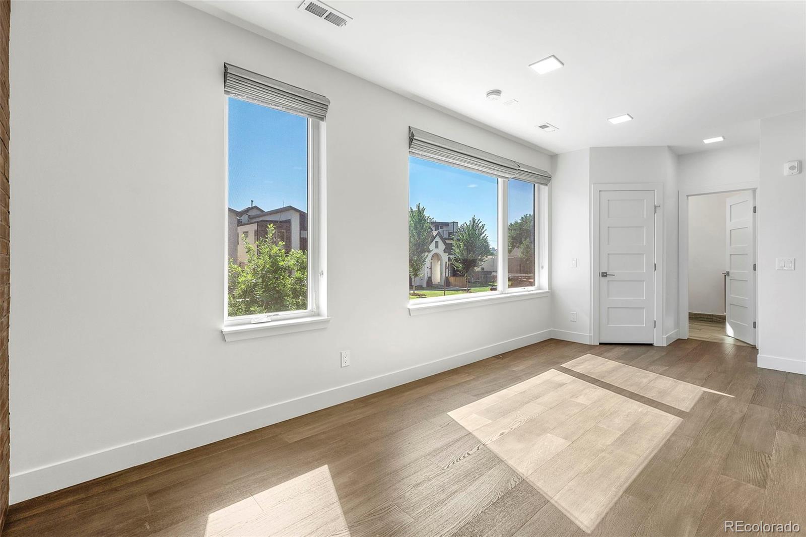 MLS Image #4 for 3695  mariposa street,denver, Colorado