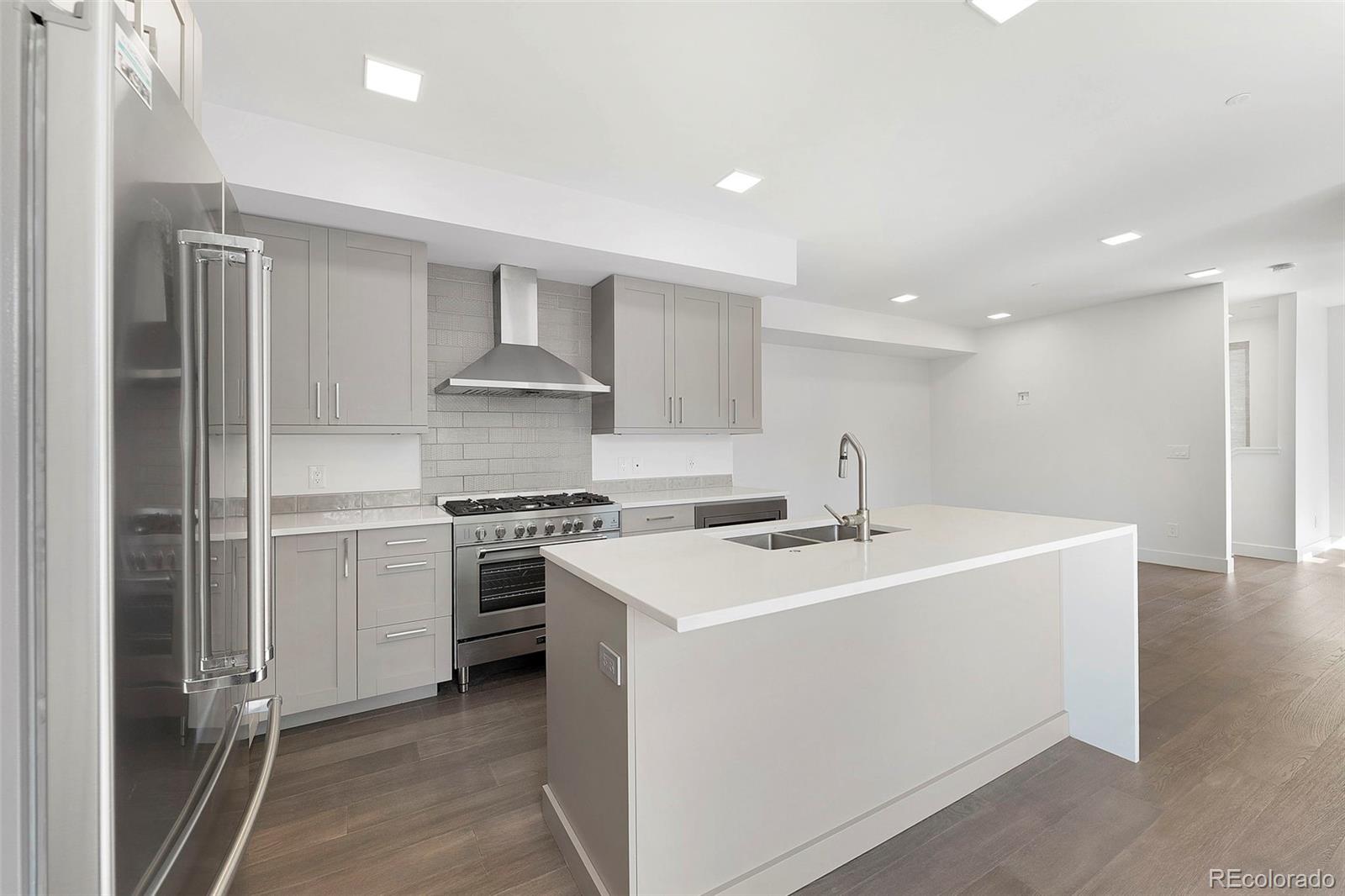 MLS Image #5 for 3695  mariposa street,denver, Colorado
