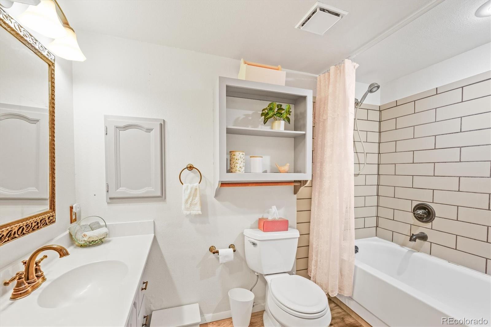 MLS Image #42 for 5561 s telluride court,centennial, Colorado