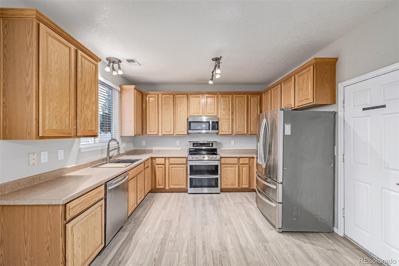 MLS Image #16 for 1226 s fultondale circle,aurora, Colorado