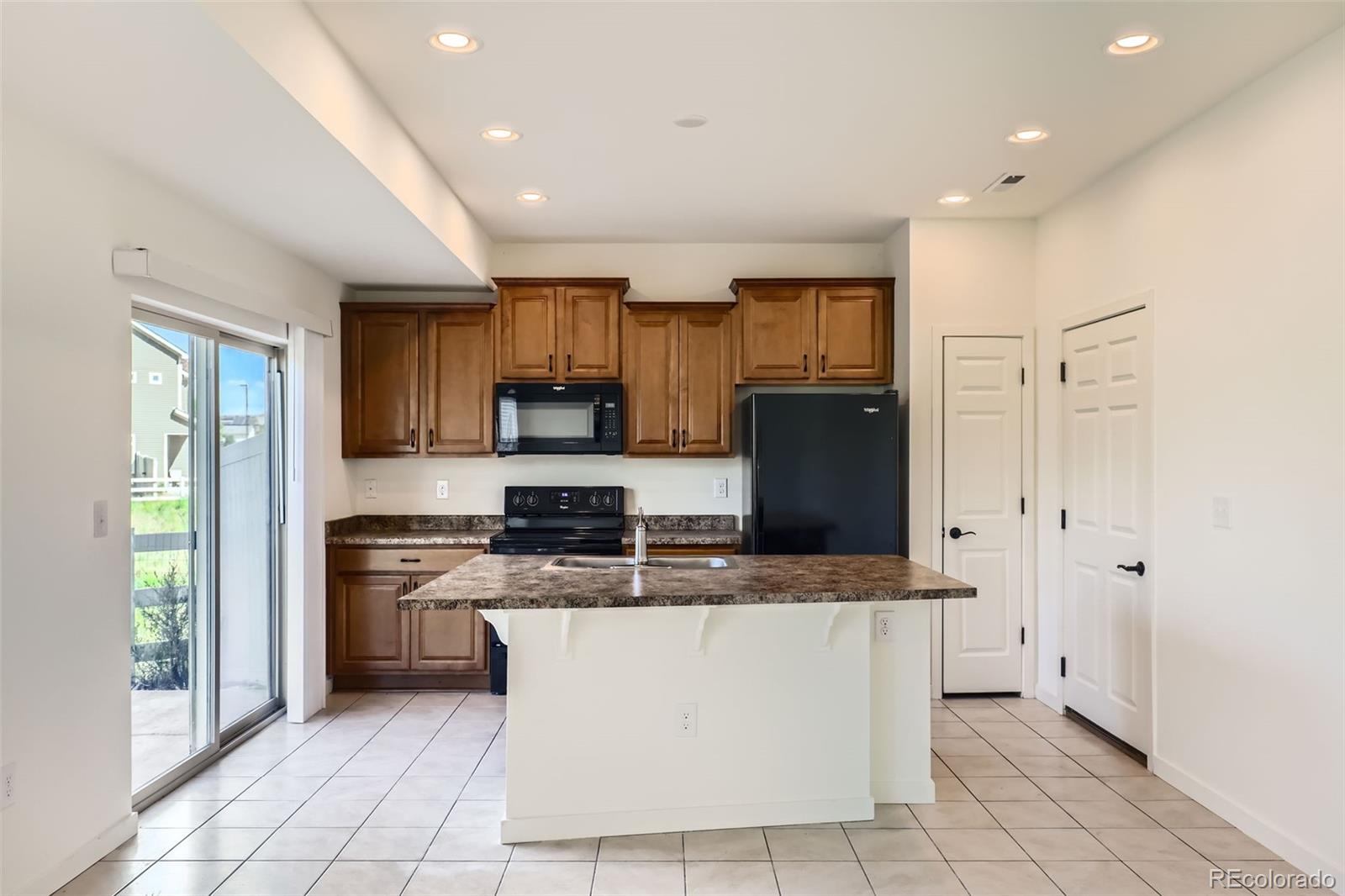 MLS Image #12 for 19060 e 54th place,denver, Colorado