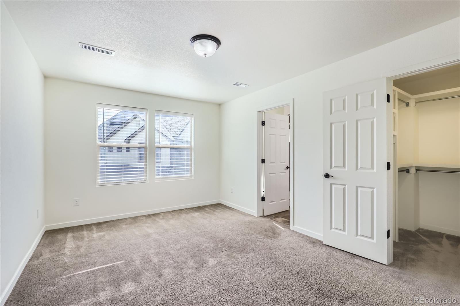 MLS Image #14 for 19060 e 54th place,denver, Colorado