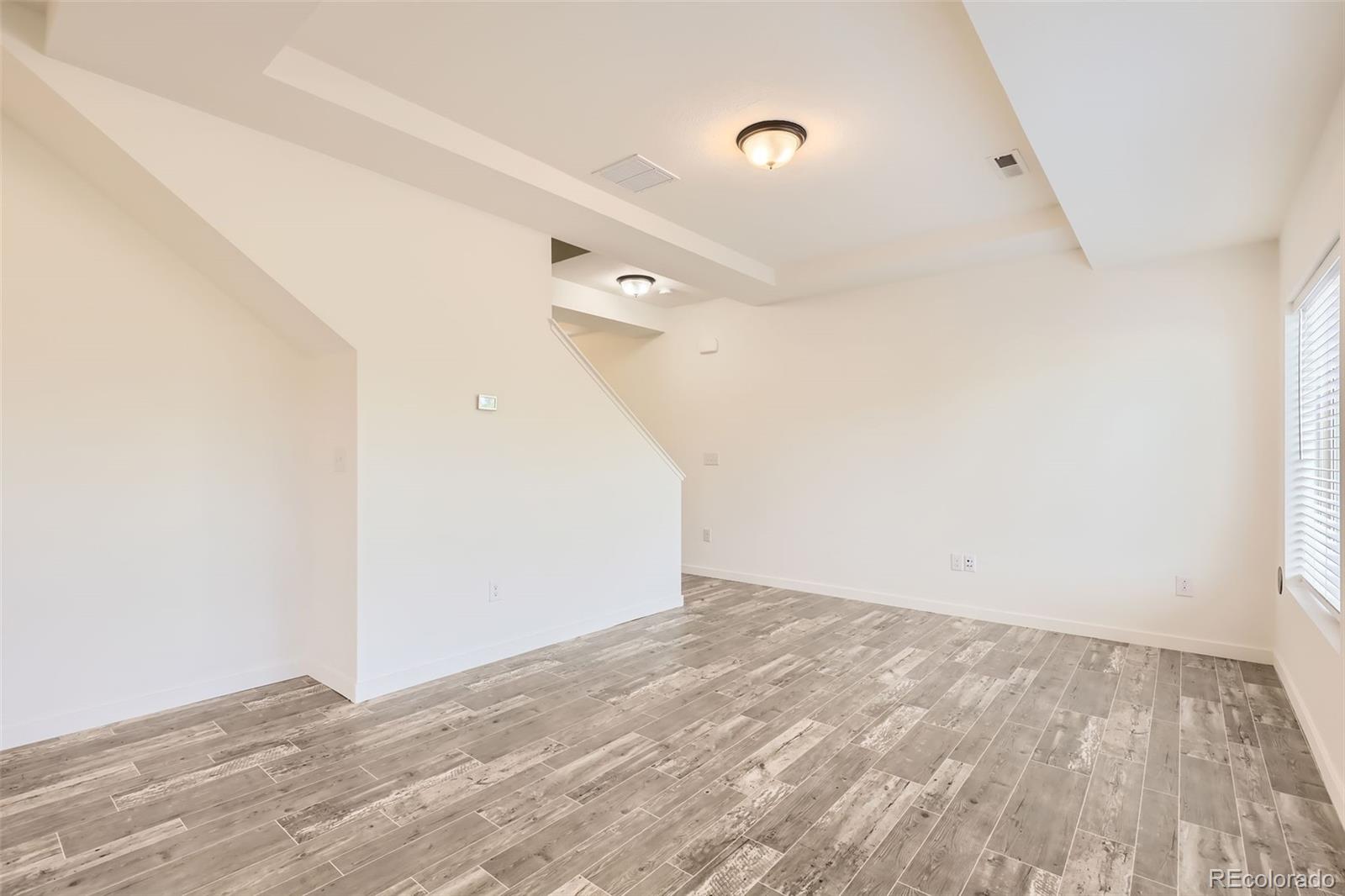 MLS Image #7 for 19060 e 54th place,denver, Colorado