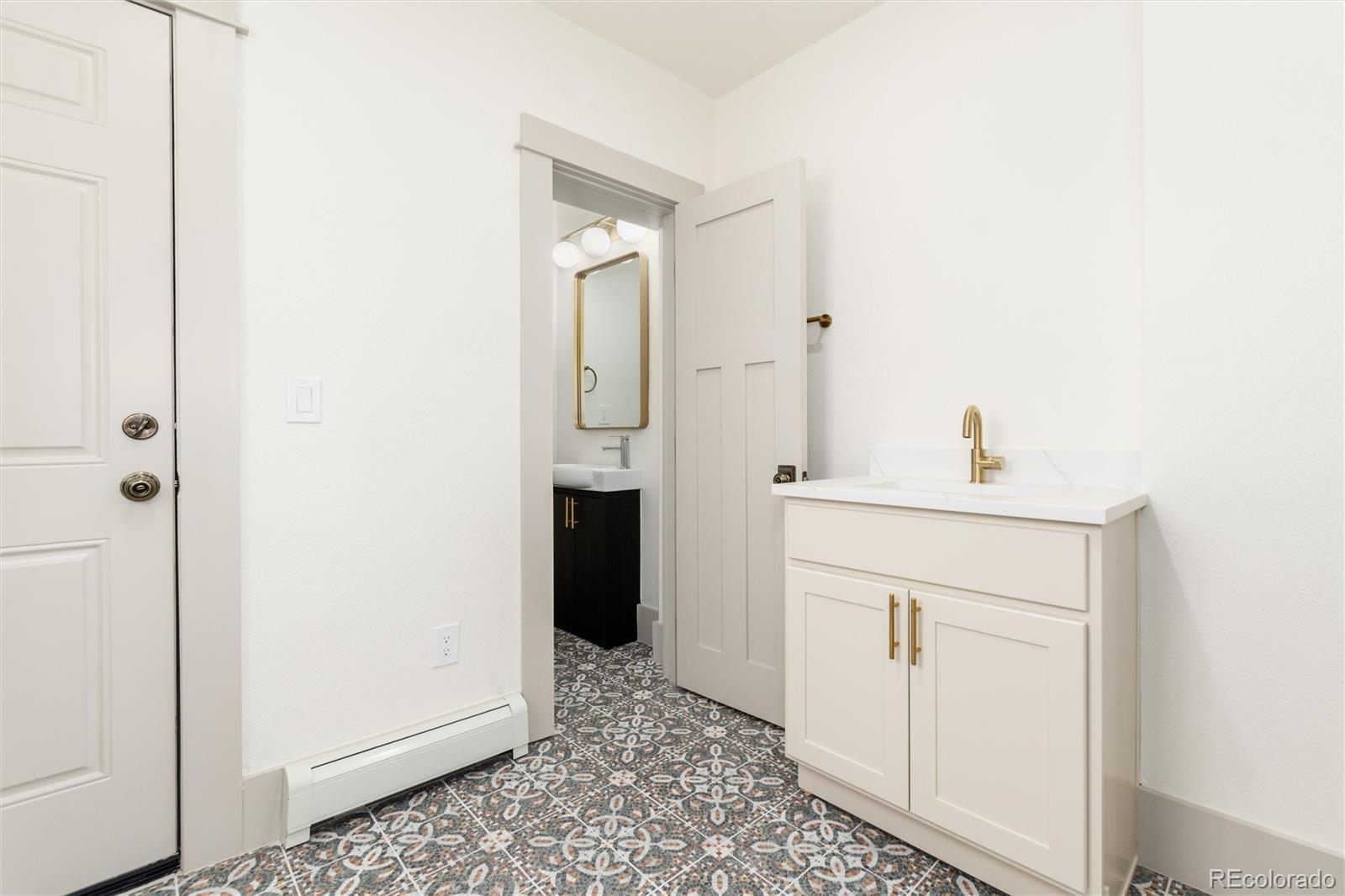 MLS Image #20 for 1337 n humboldt street,denver, Colorado