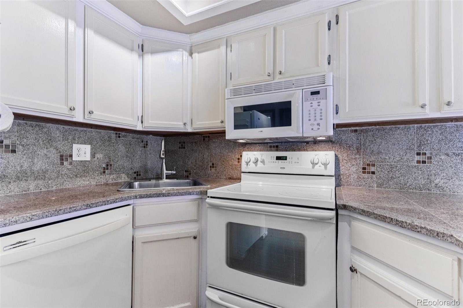 MLS Image #12 for 3300 w florida avenue,denver, Colorado