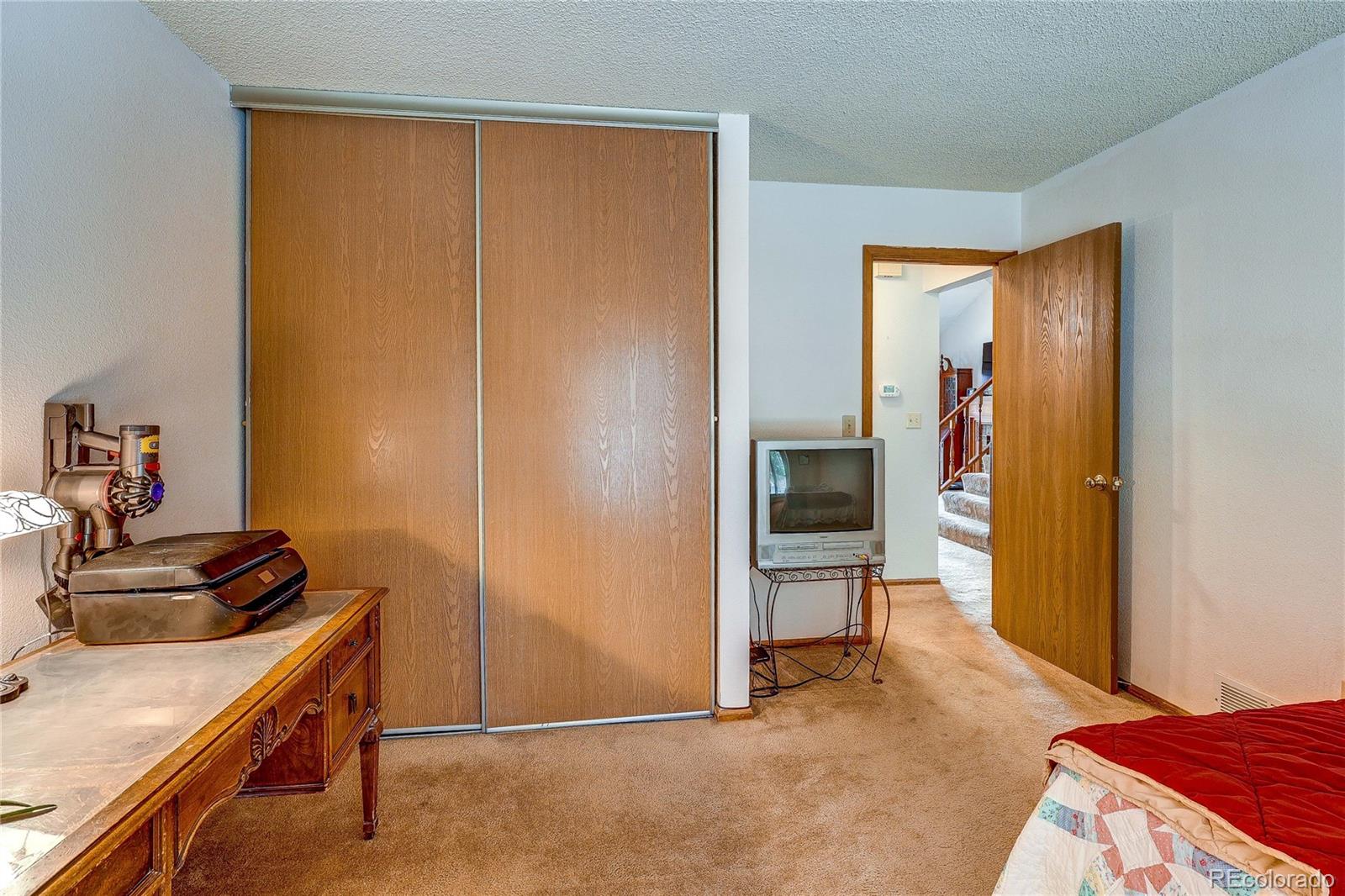 MLS Image #12 for 19583 e linvale drive,aurora, Colorado