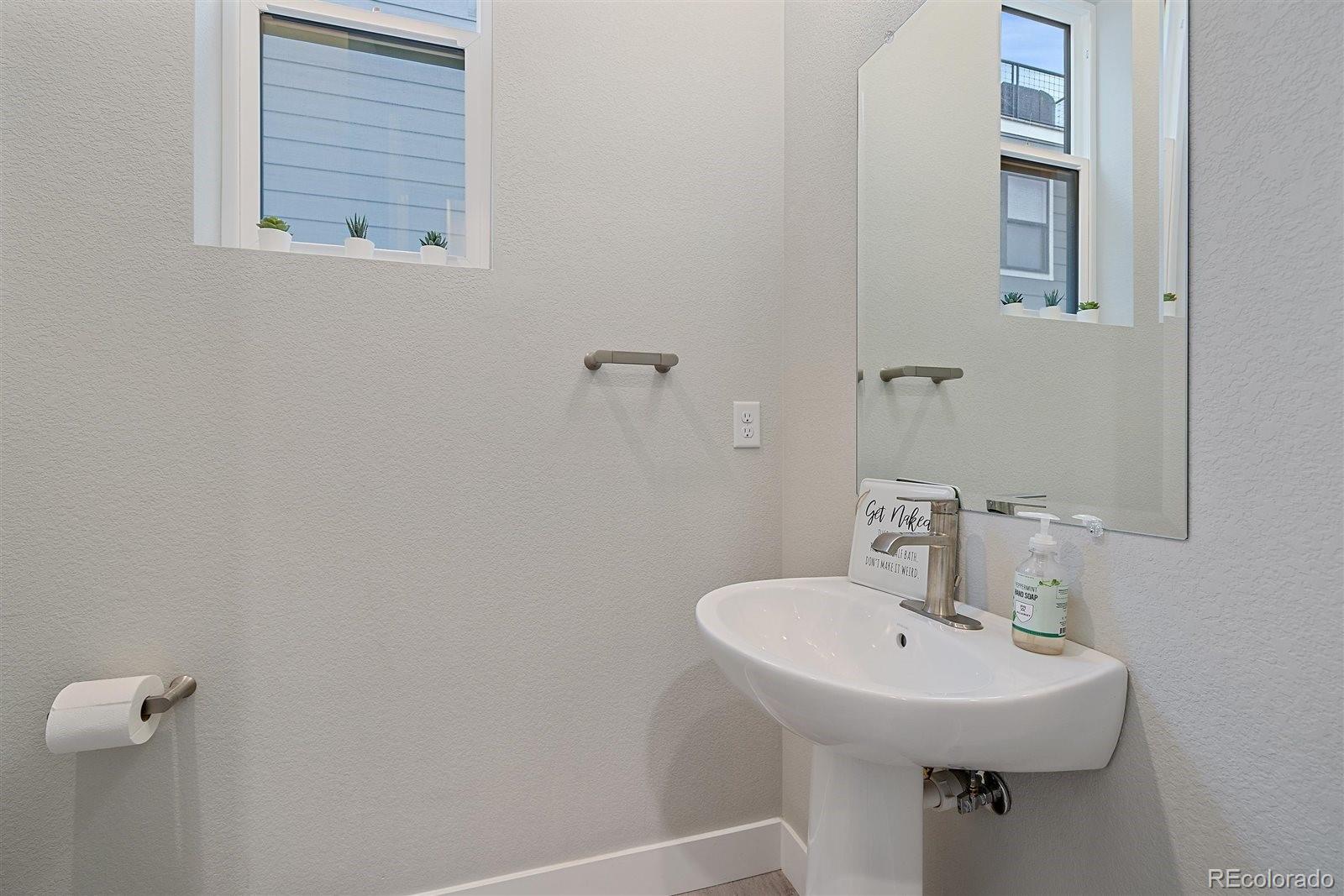 MLS Image #13 for 6034 n nepal street,aurora, Colorado