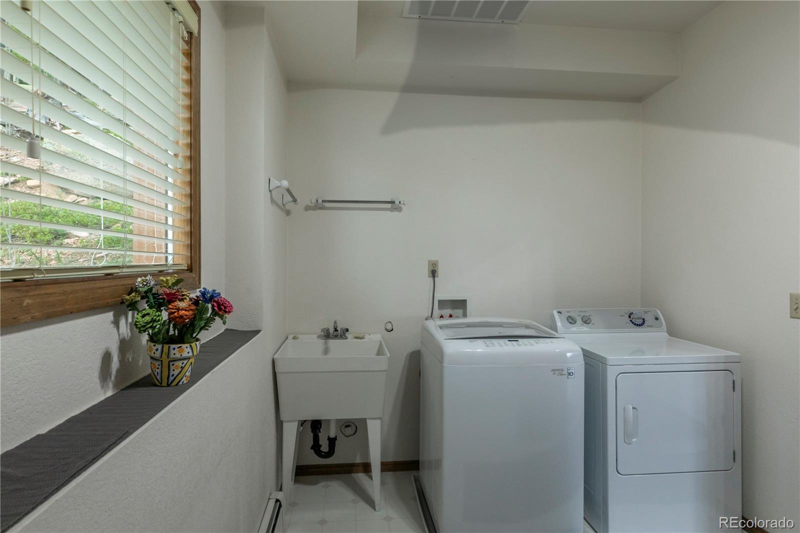 MLS Image #32 for 31320  timothys trail,conifer, Colorado