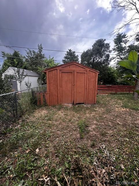 MLS Image #14 for 361 s tucson way,aurora, Colorado