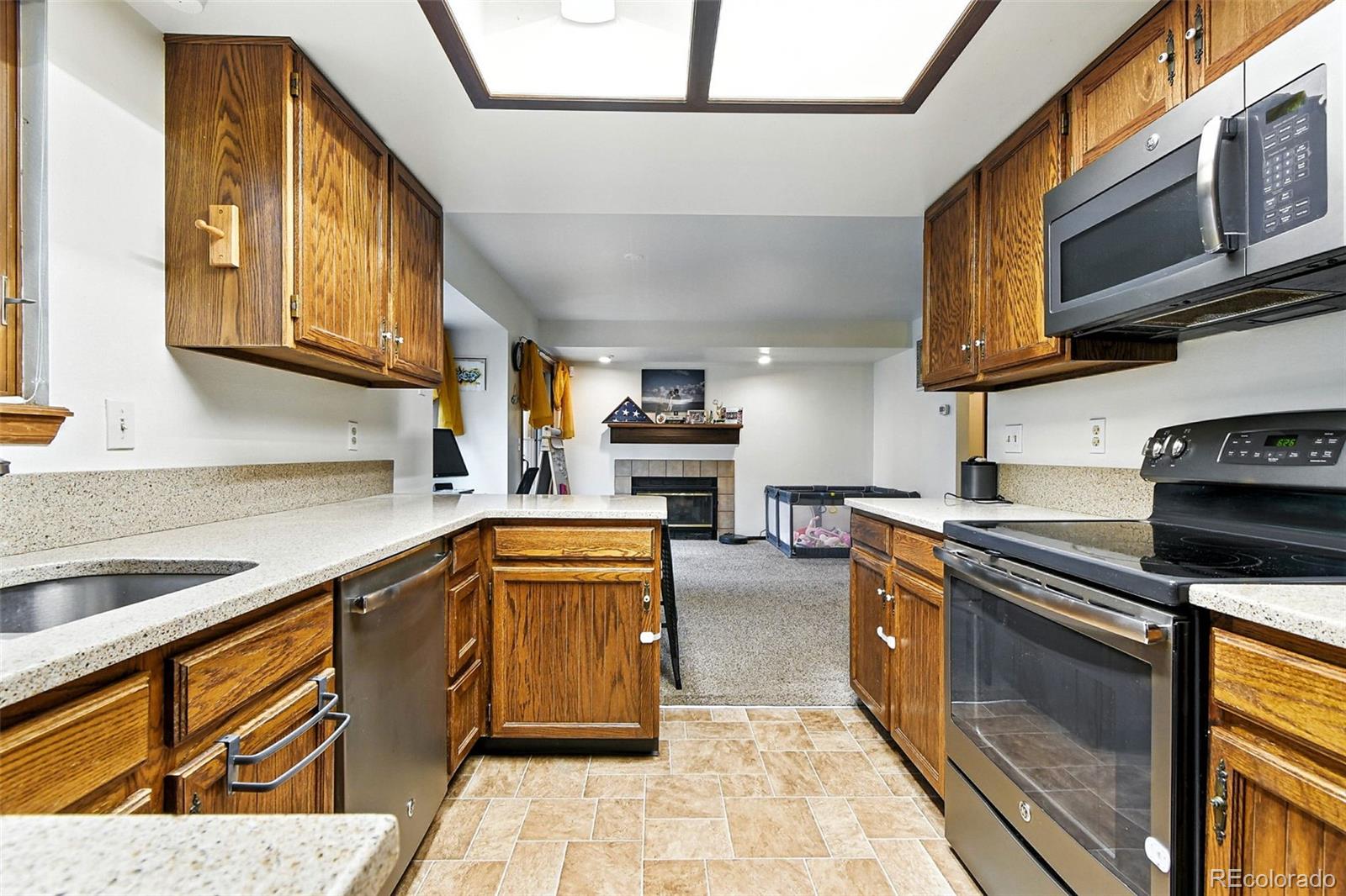 MLS Image #12 for 1205 s dahlia street,denver, Colorado