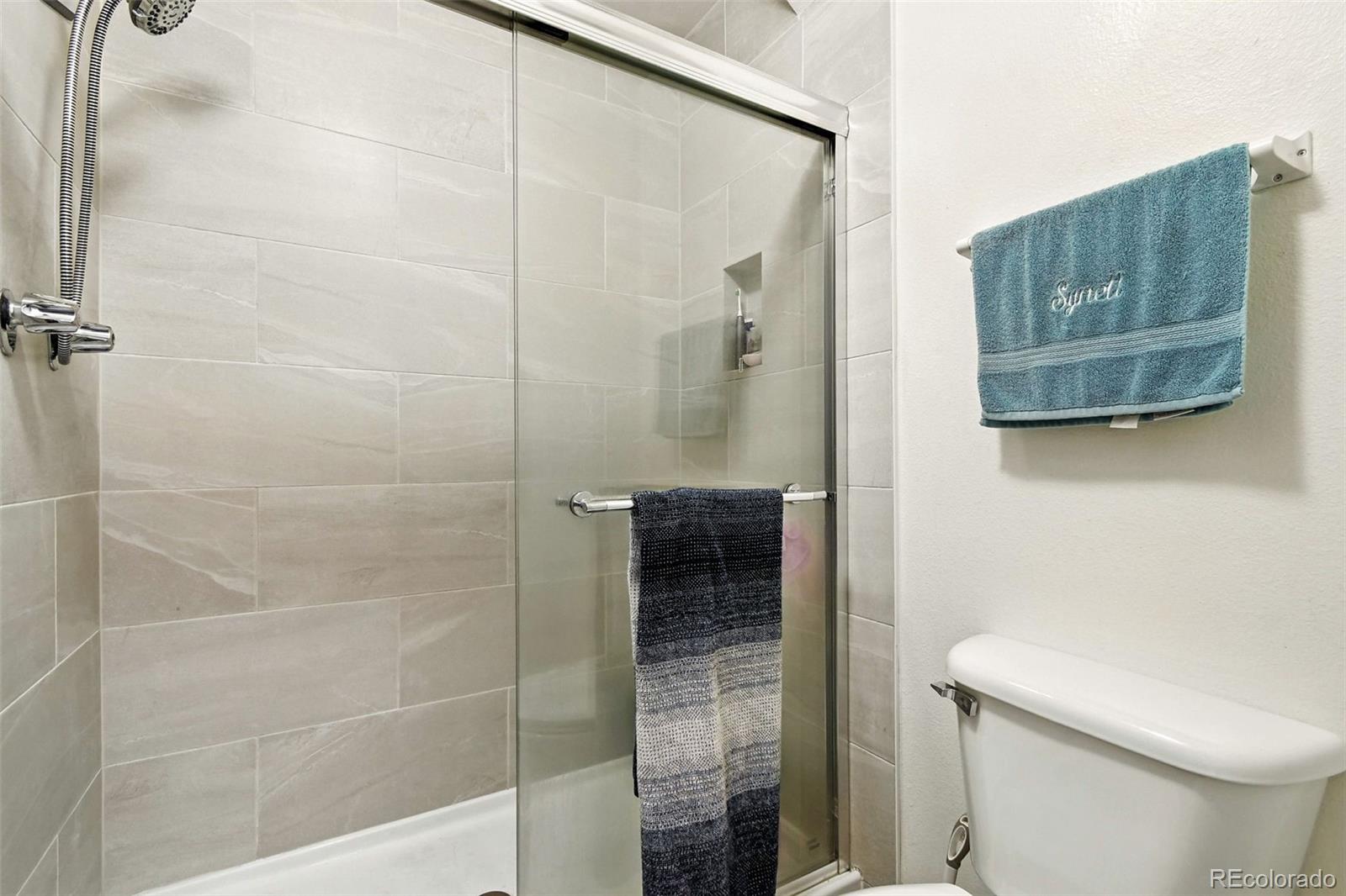 MLS Image #28 for 1205 s dahlia street,denver, Colorado