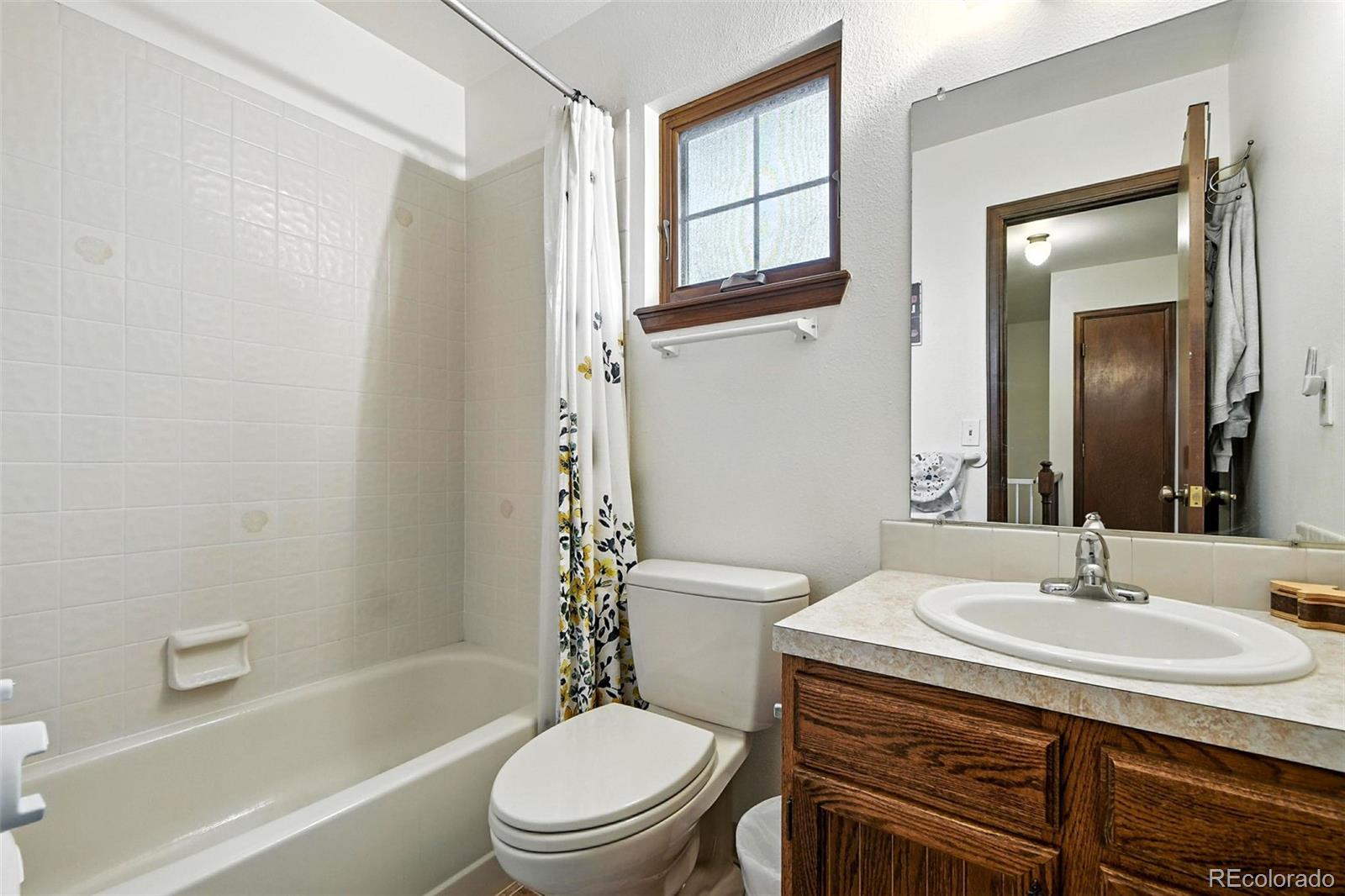 MLS Image #31 for 1205 s dahlia street,denver, Colorado