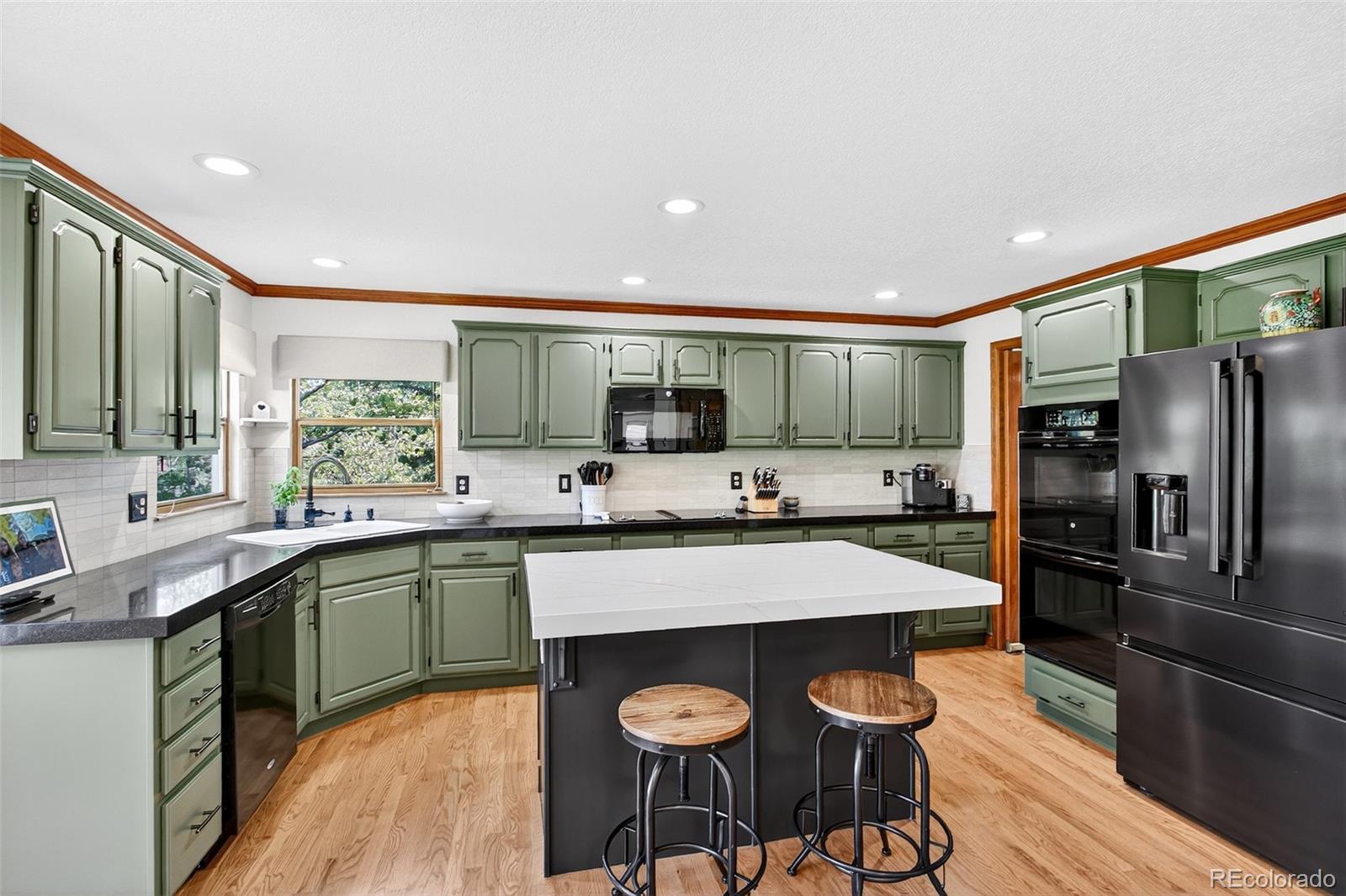 MLS Image #13 for 1  amaranth drive,littleton, Colorado